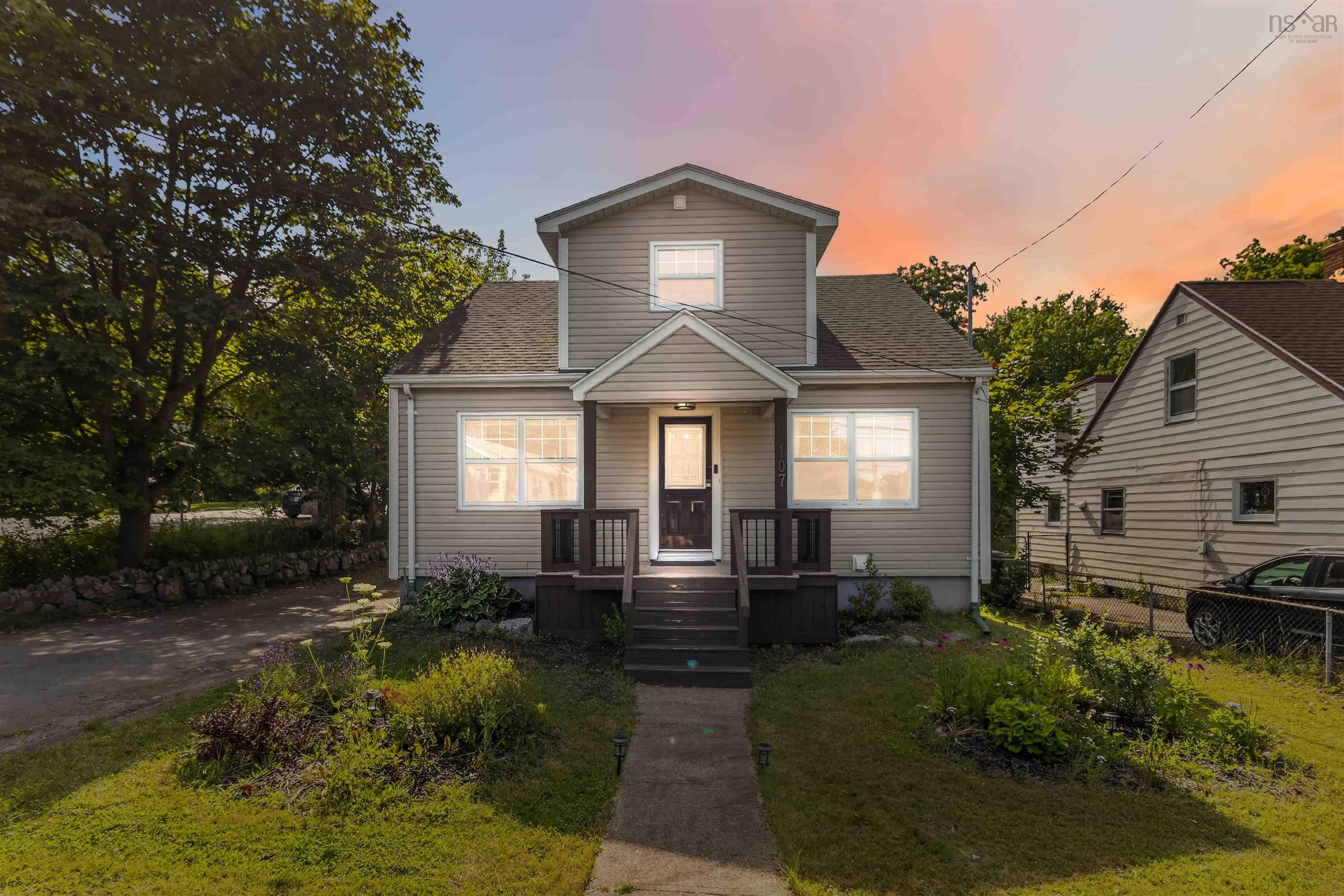 $509,900.00: 107 Herring Cove Road, Halifax