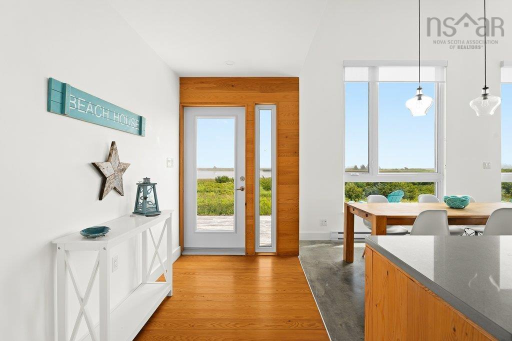 $975,000.00: 81 Hirtle Beach Road, Kingsburg