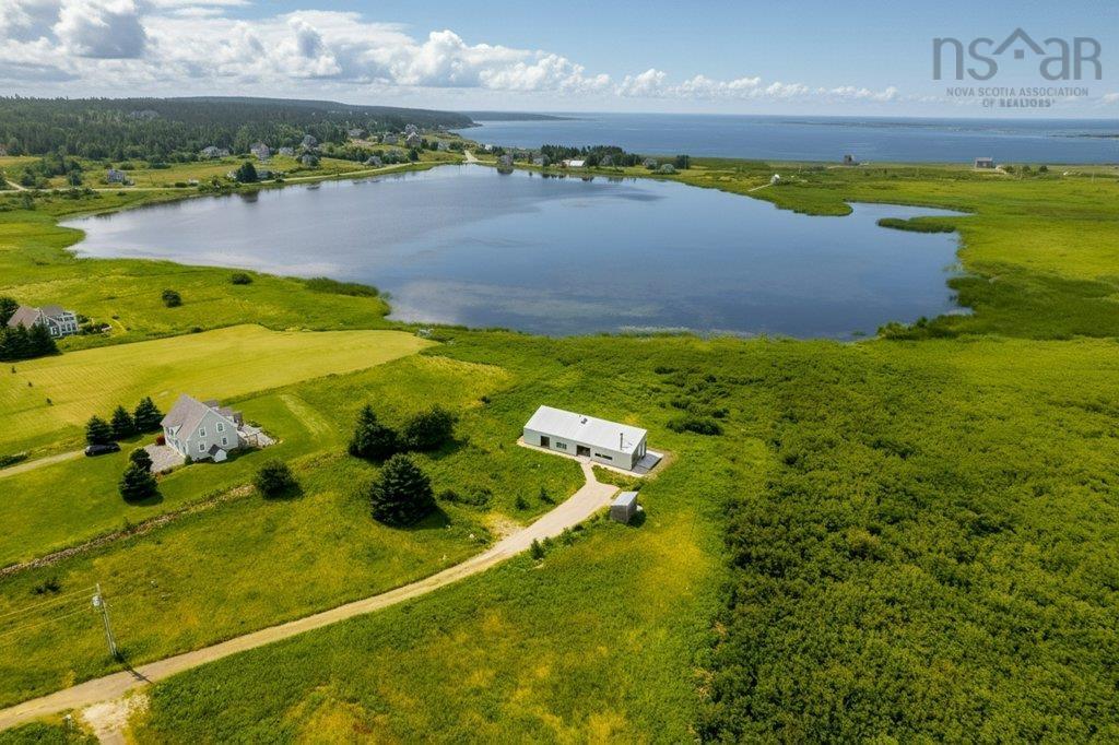 $975,000.00: 81 Hirtle Beach Road, Kingsburg