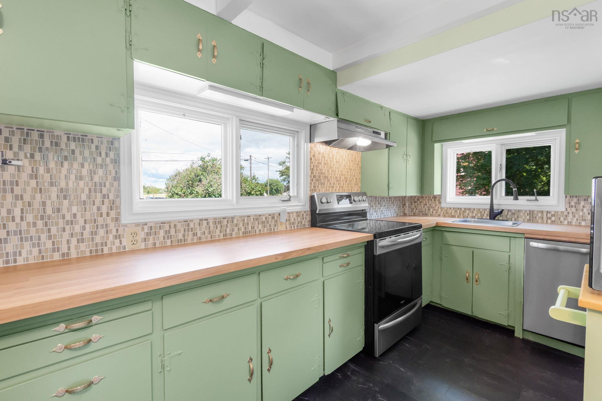 $360,000.00: 301 Town Road, Falmouth