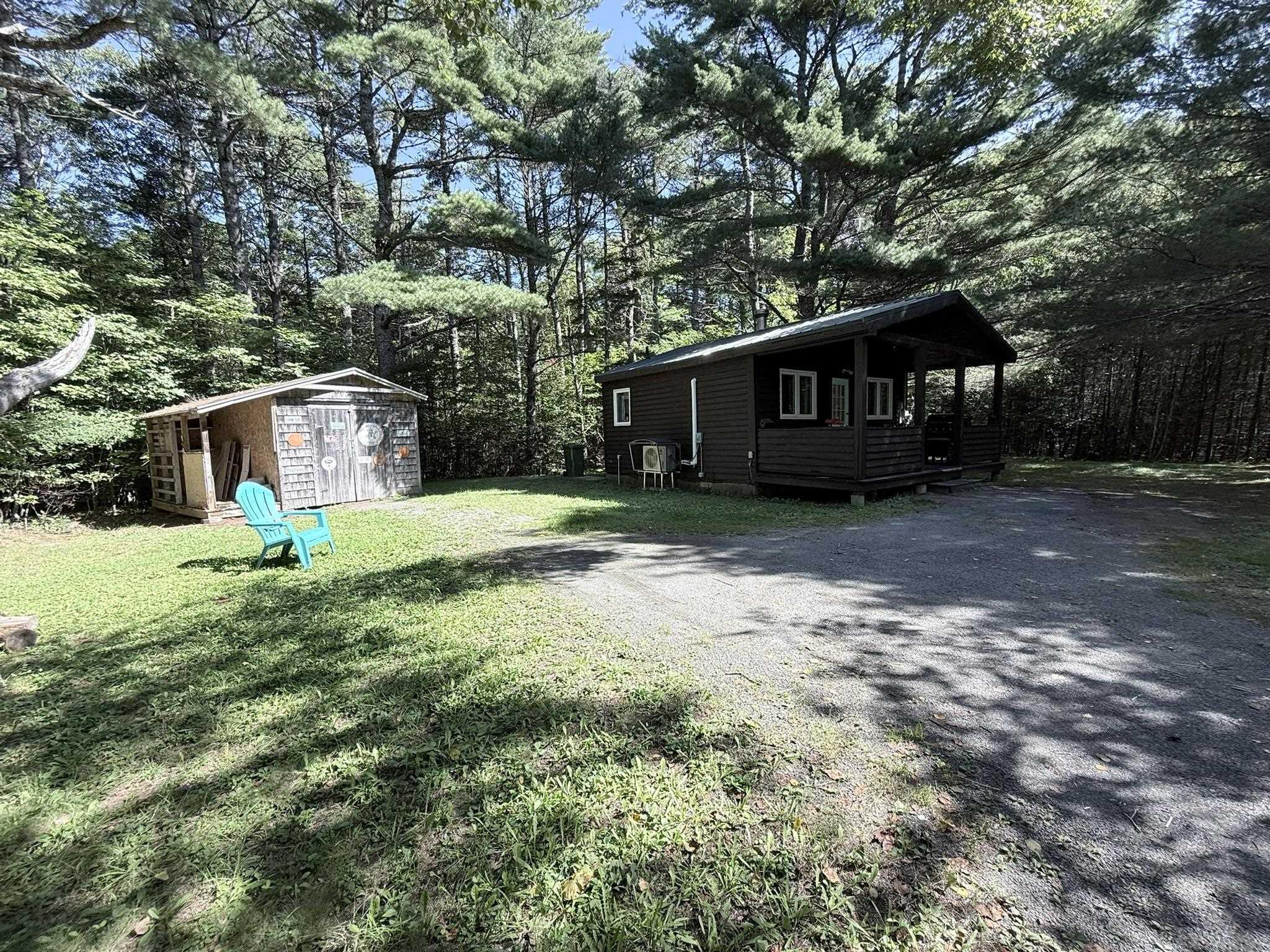 $144,000.00: 2031 East Clifford Road, East Clifford