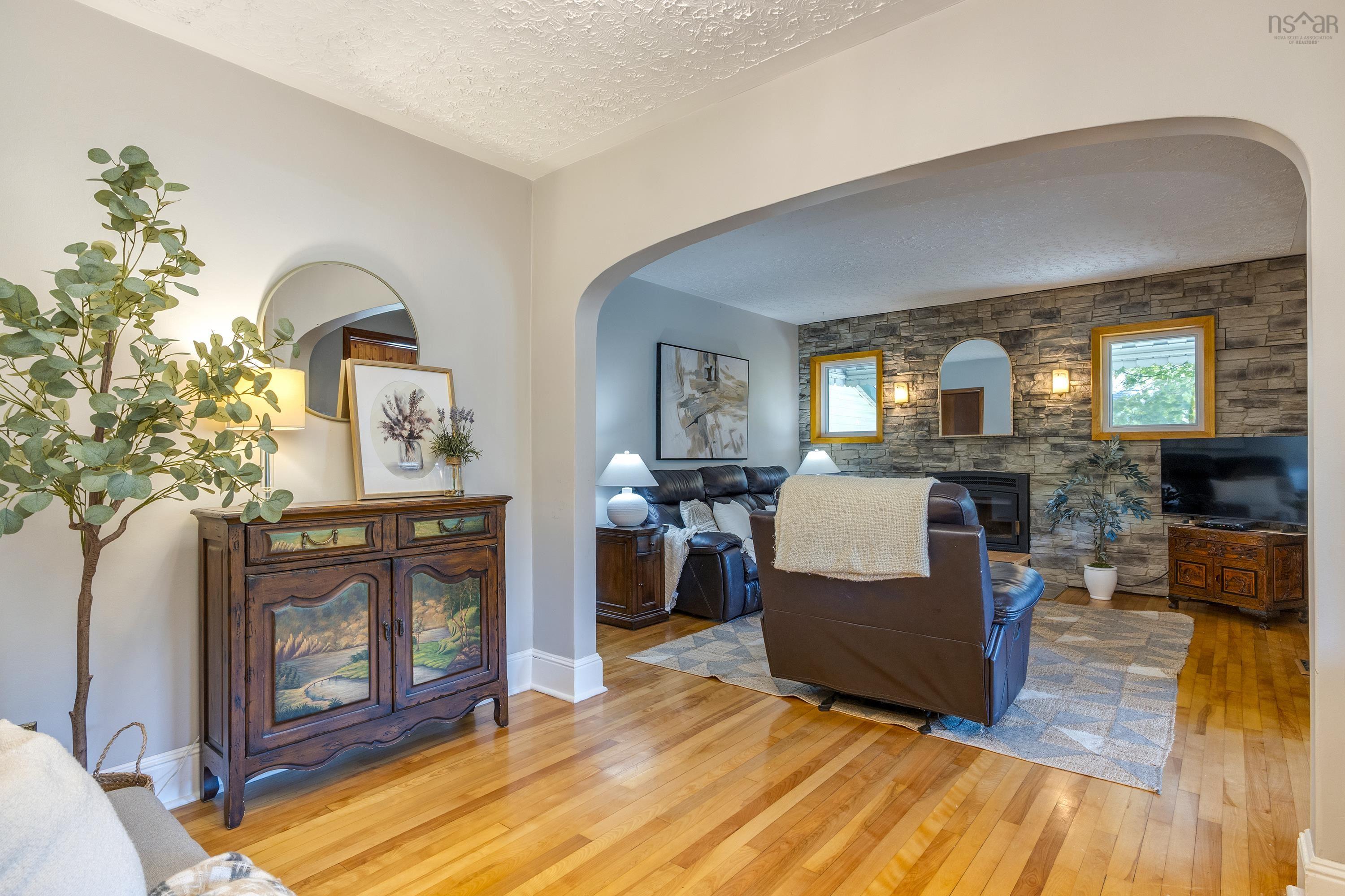 1645 St Margarets Bay Road, Timberlea, NS (MLS 202619445)