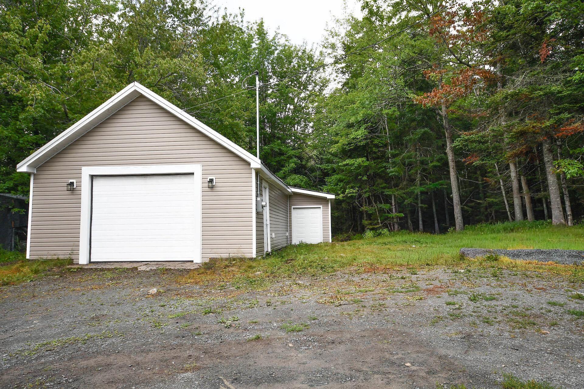 2324 Beaver Bank Road, Beaver Bank, NS (MLS 202619489)