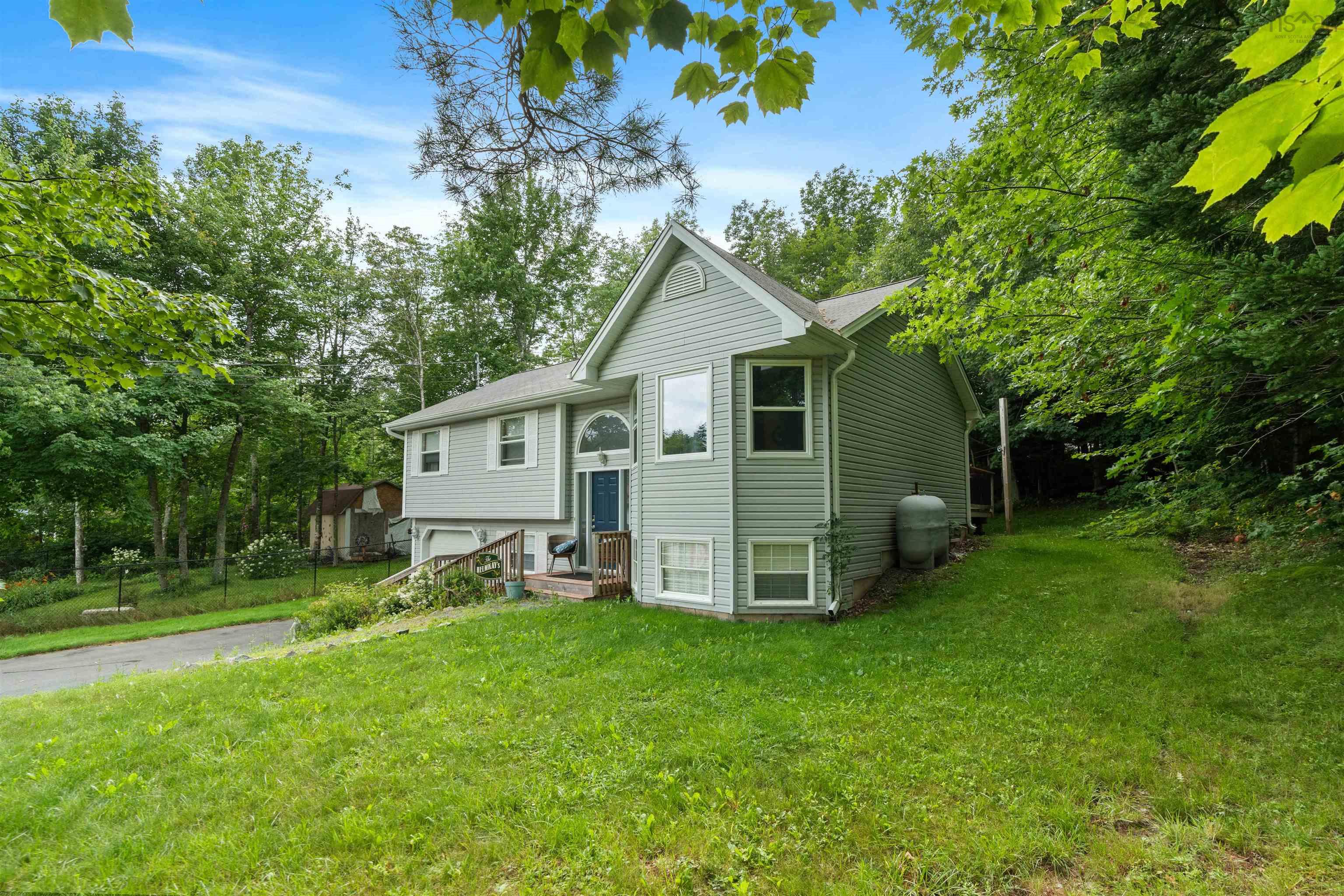 984 Beaver Bank Road, Beaver Bank, NS (MLS 202619504)