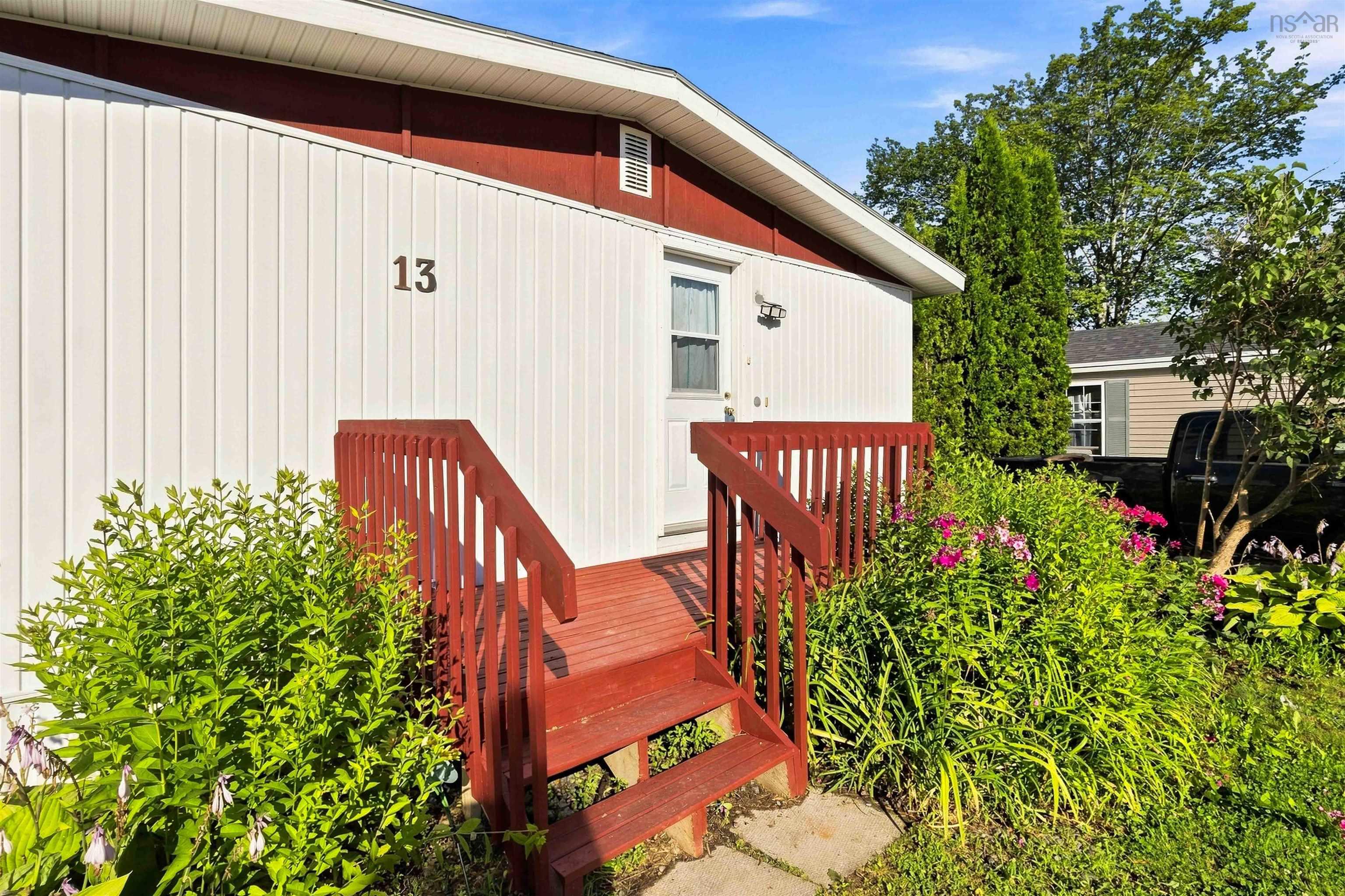 13 Sneezy Avenue, Lake Echo, NS (MLS 202619649)