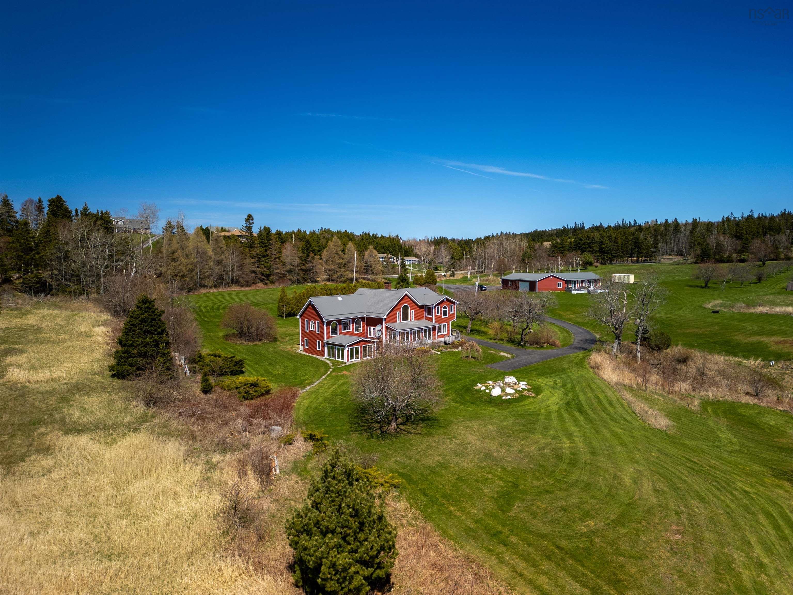 $899,900.00: 2125 Hillside Boularderie Road, Hillside Boularderie