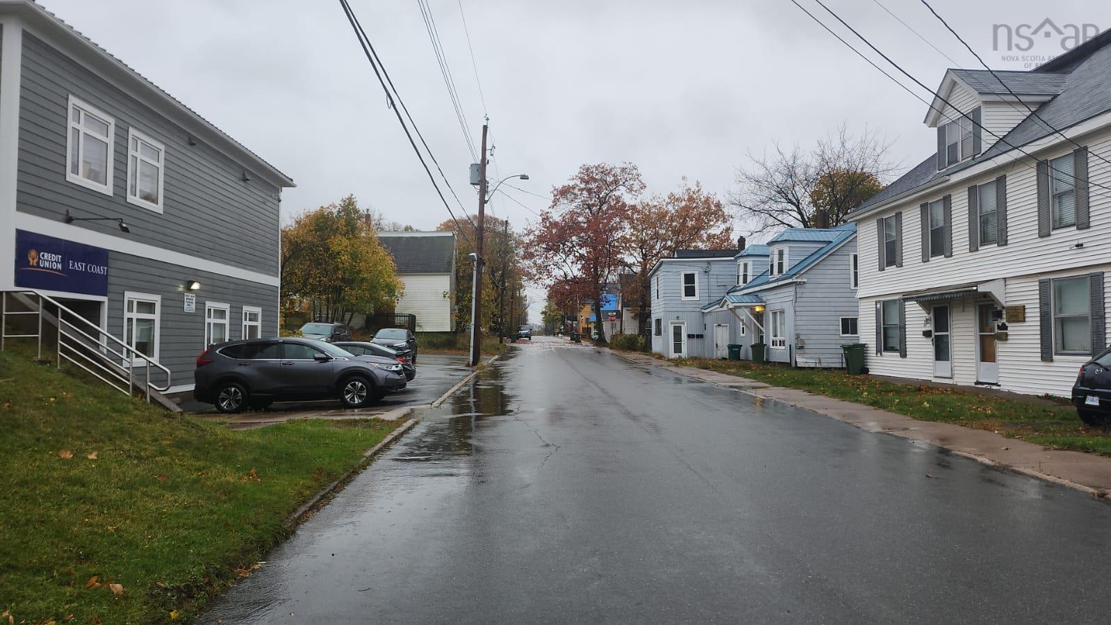 $139,900.00: 357-359 MacDonald Street, New Glasgow