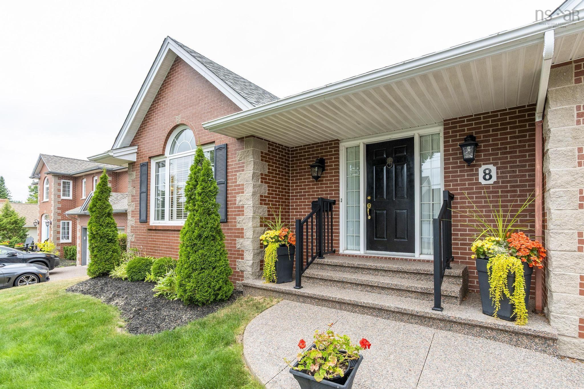 8 Stockleigh Place, Clayton Park, NS (MLS 202619668)