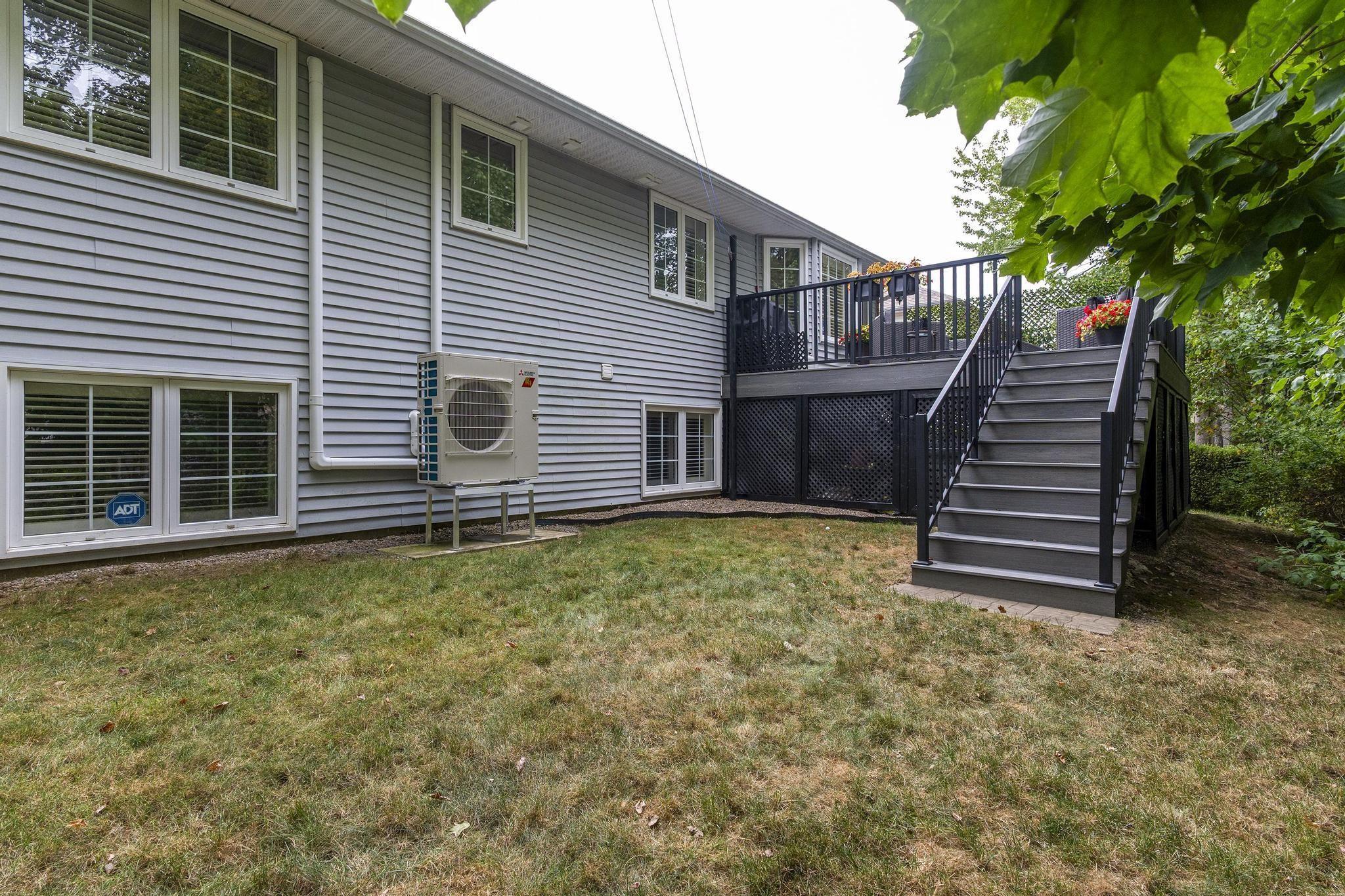8 Stockleigh Place, Clayton Park, NS (MLS 202619668)