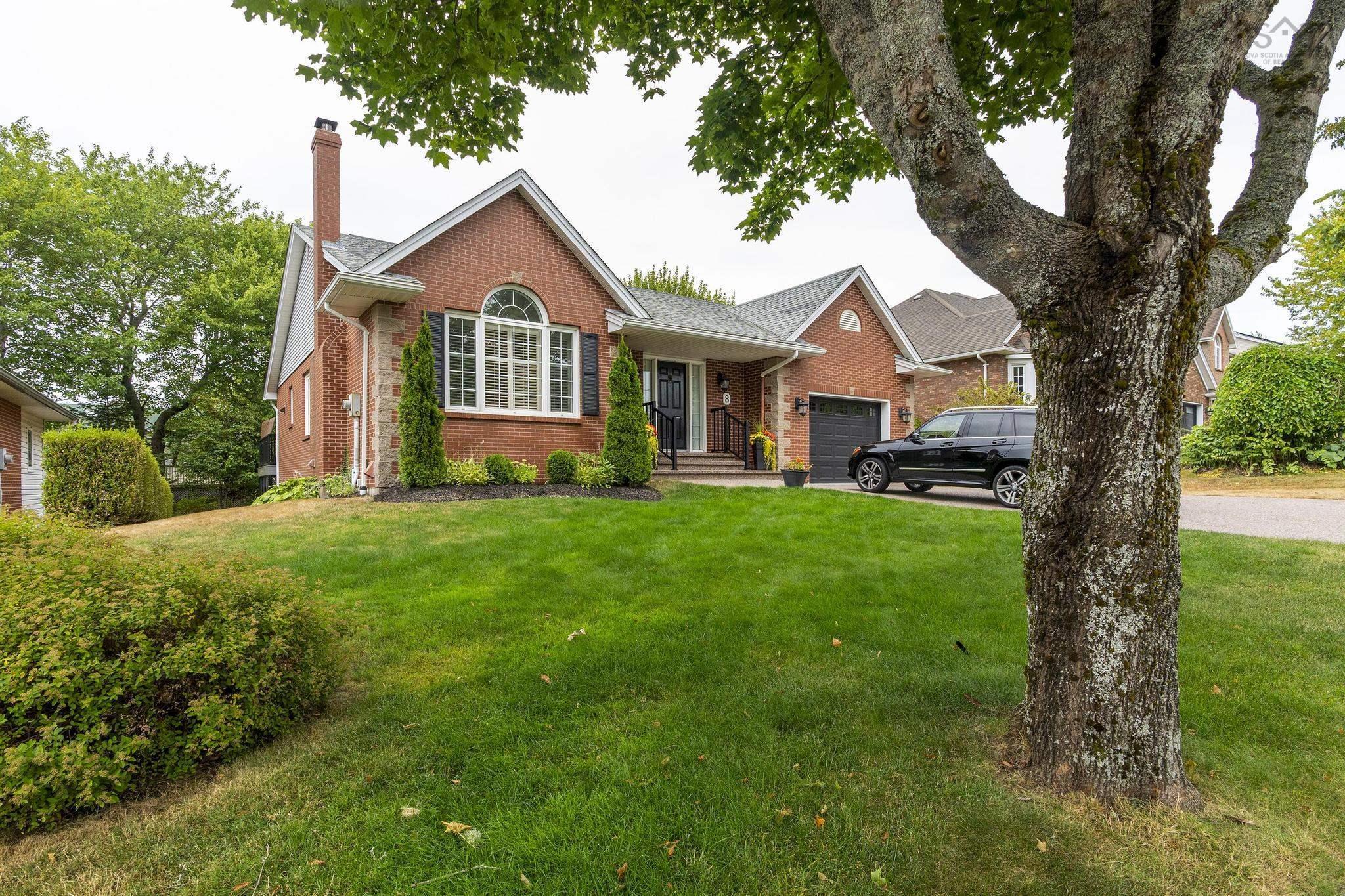 8 Stockleigh Place, Clayton Park, NS (MLS 202619668)