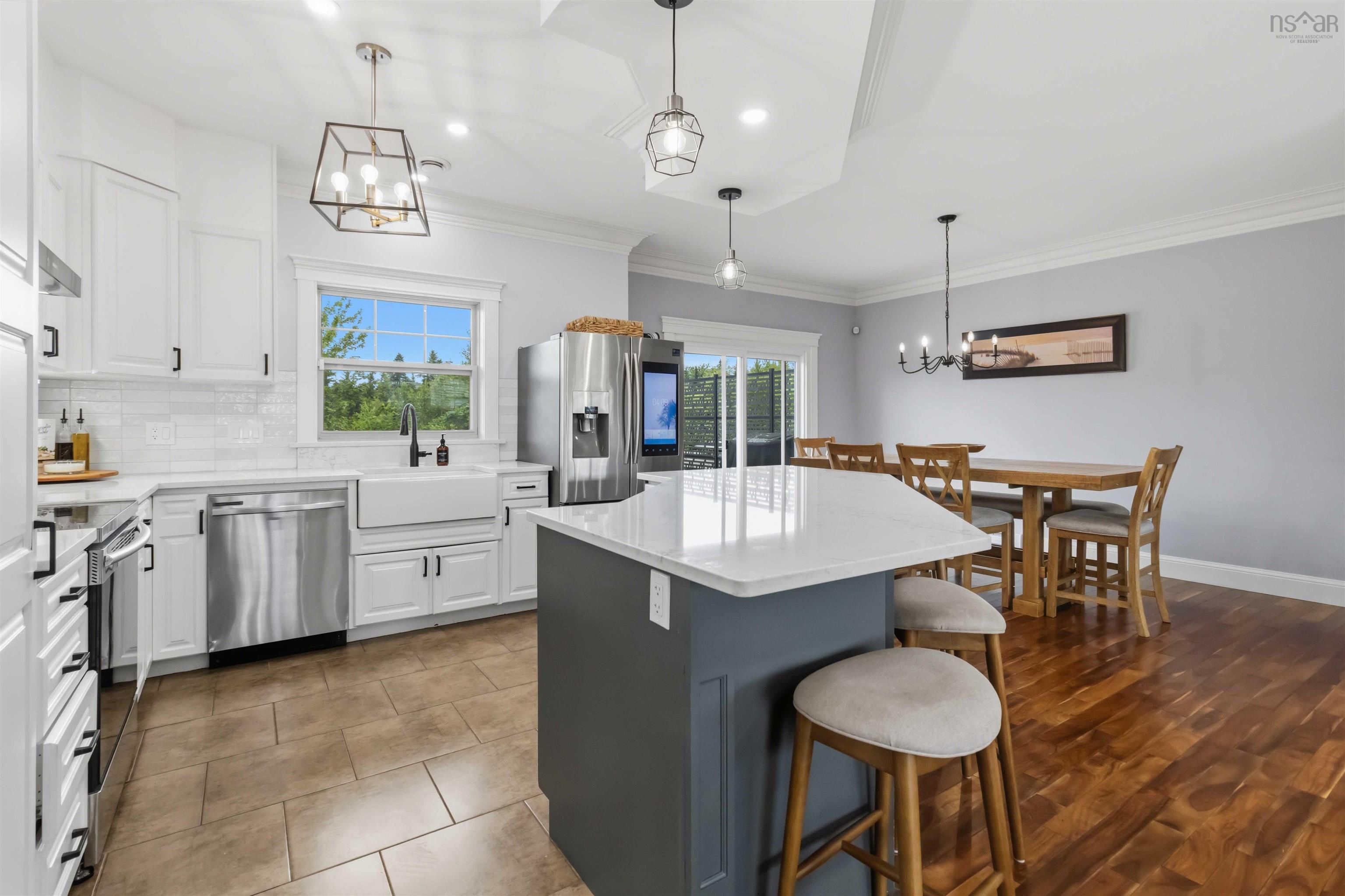 $899,000.00: 100 Morgan Drive, Lawrencetown