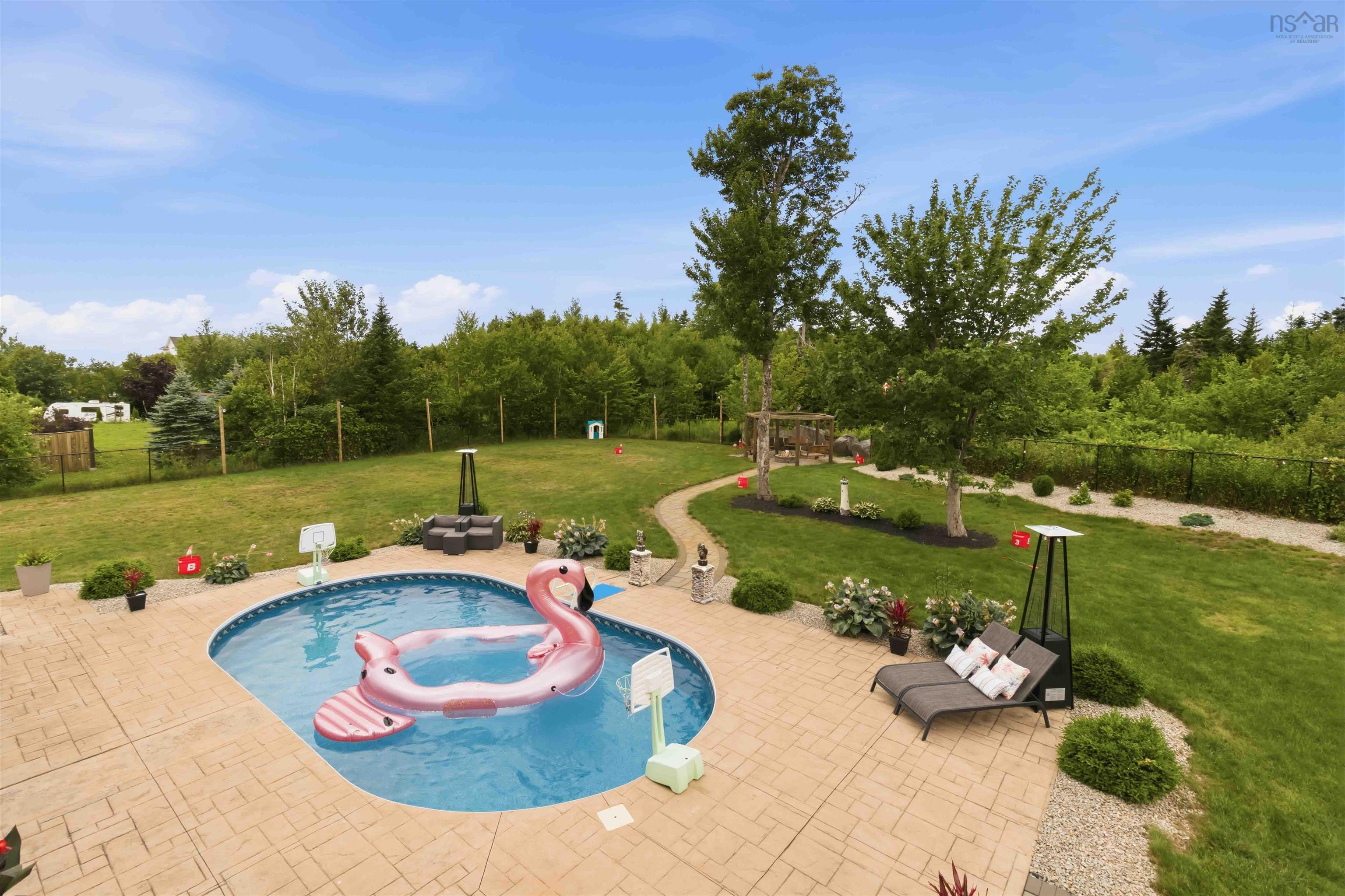 $899,000.00: 100 Morgan Drive, Lawrencetown