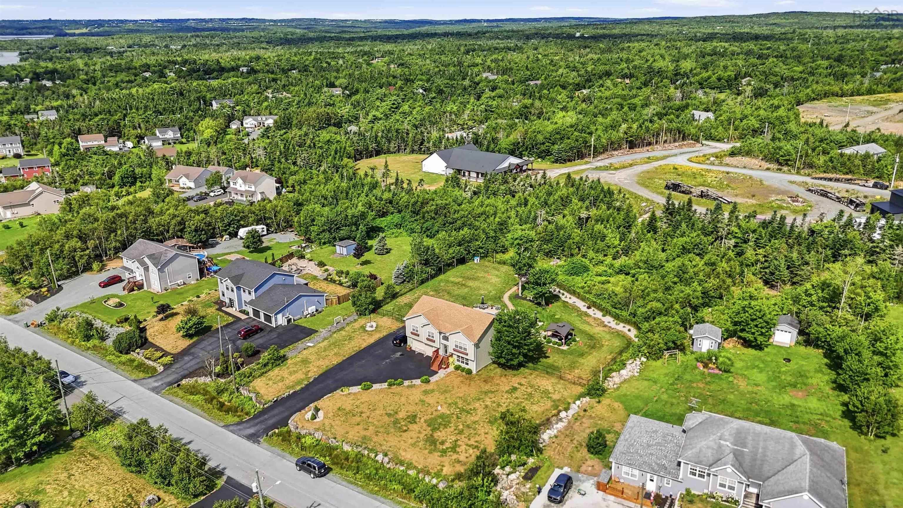 $899,000.00: 100 Morgan Drive, Lawrencetown