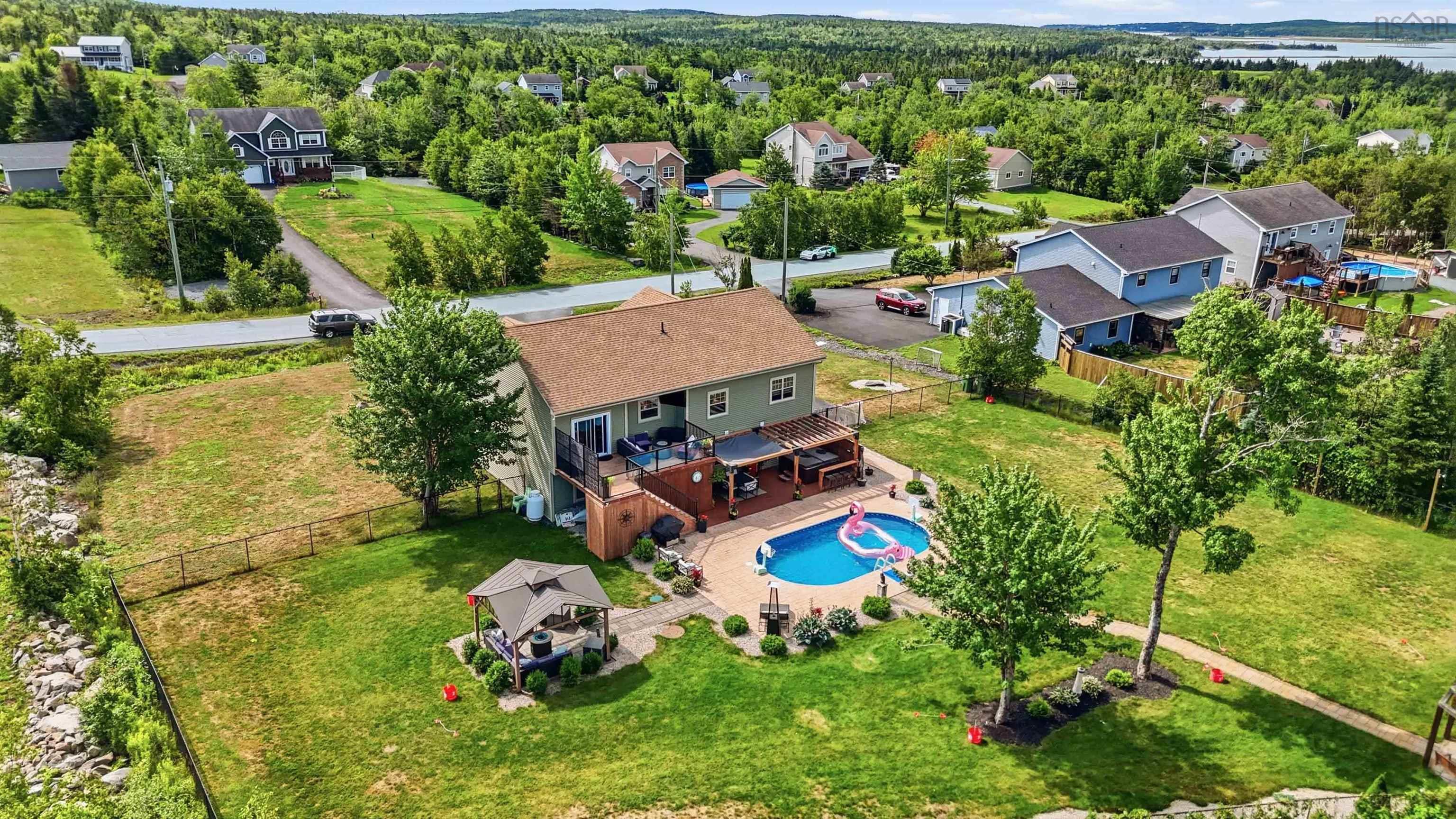 $899,000.00: 100 Morgan Drive, Lawrencetown