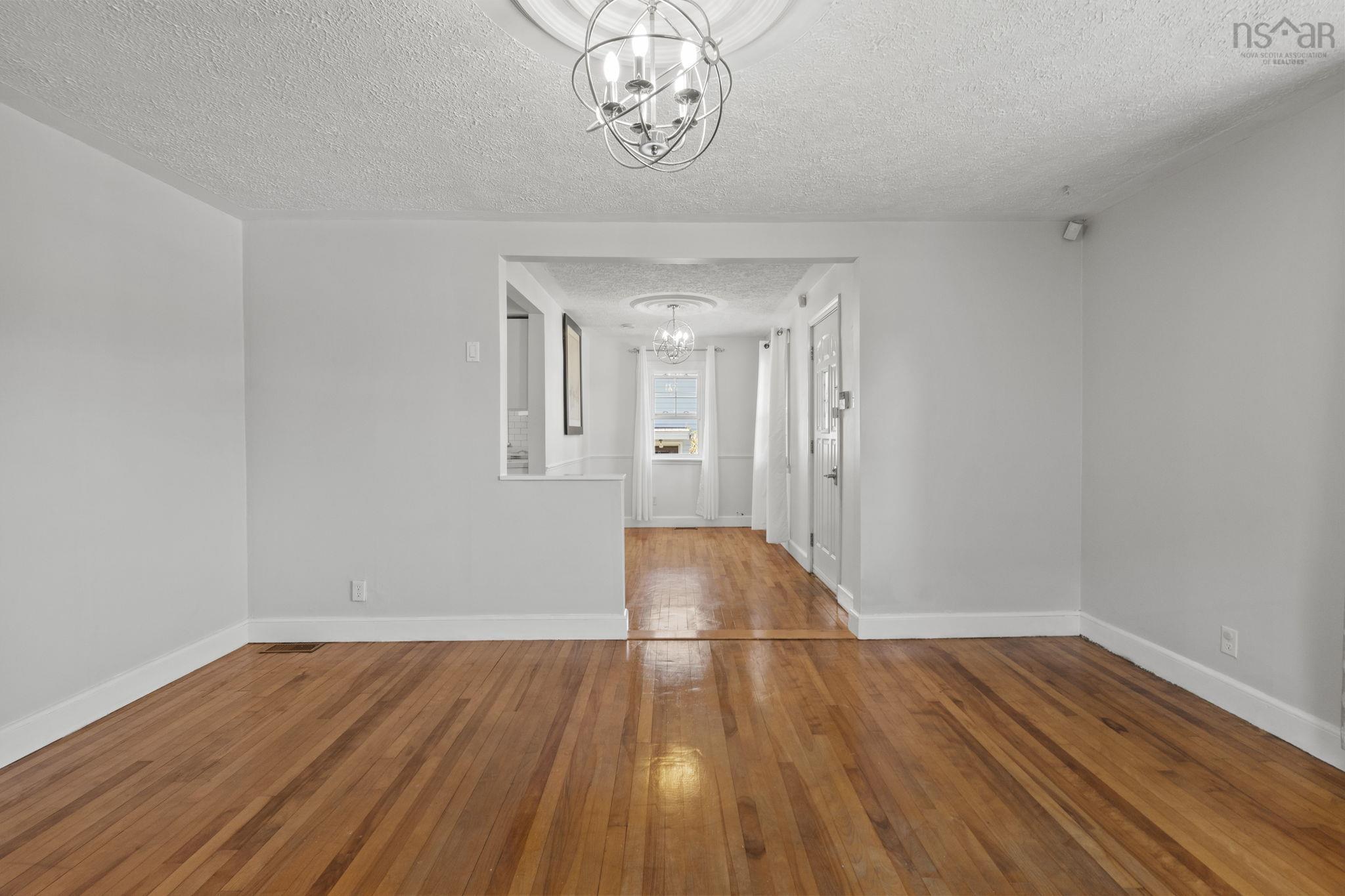 $484,000.00: 41 Pine Grove Drive, Halifax