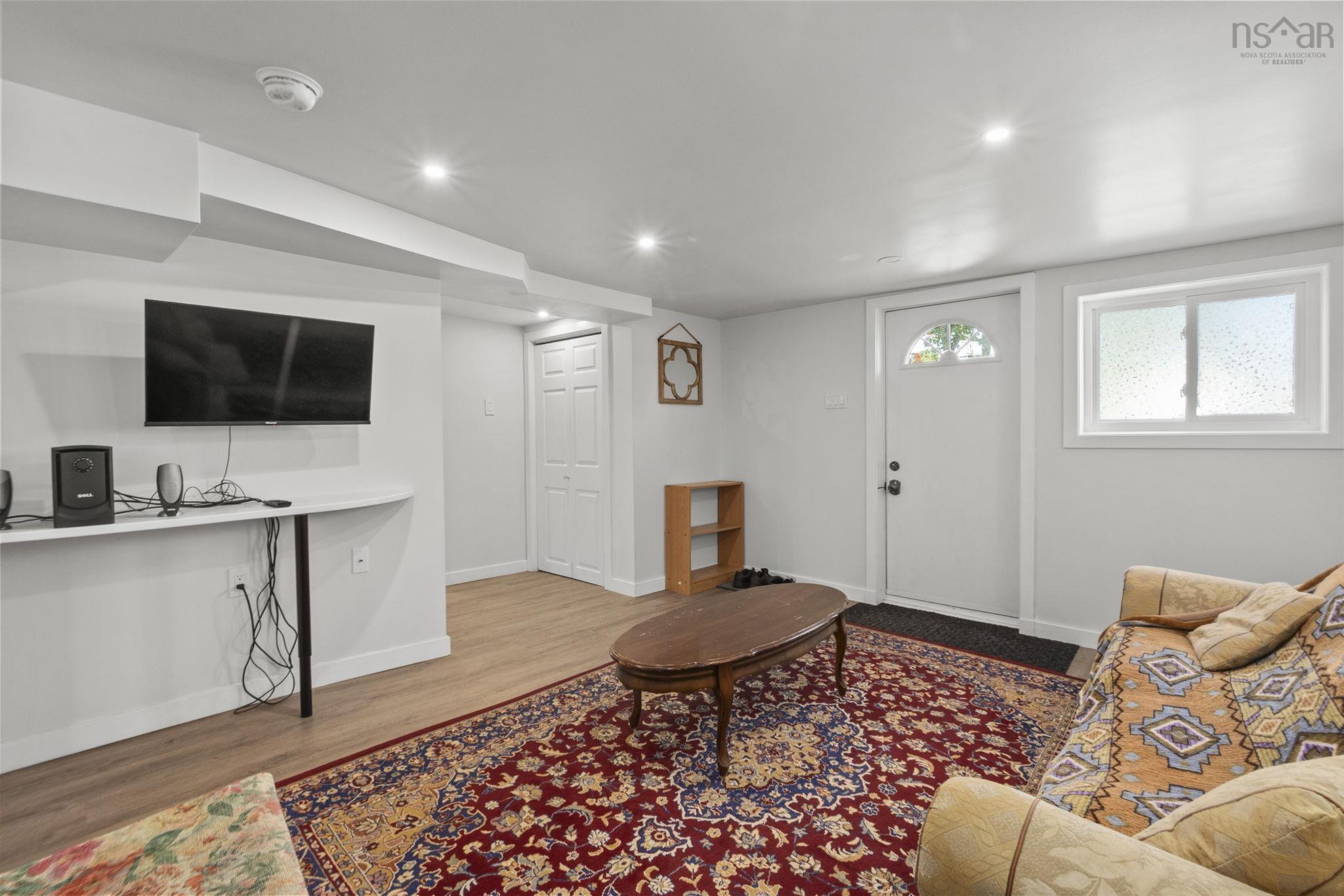 $484,000.00: 41 Pine Grove Drive, Halifax