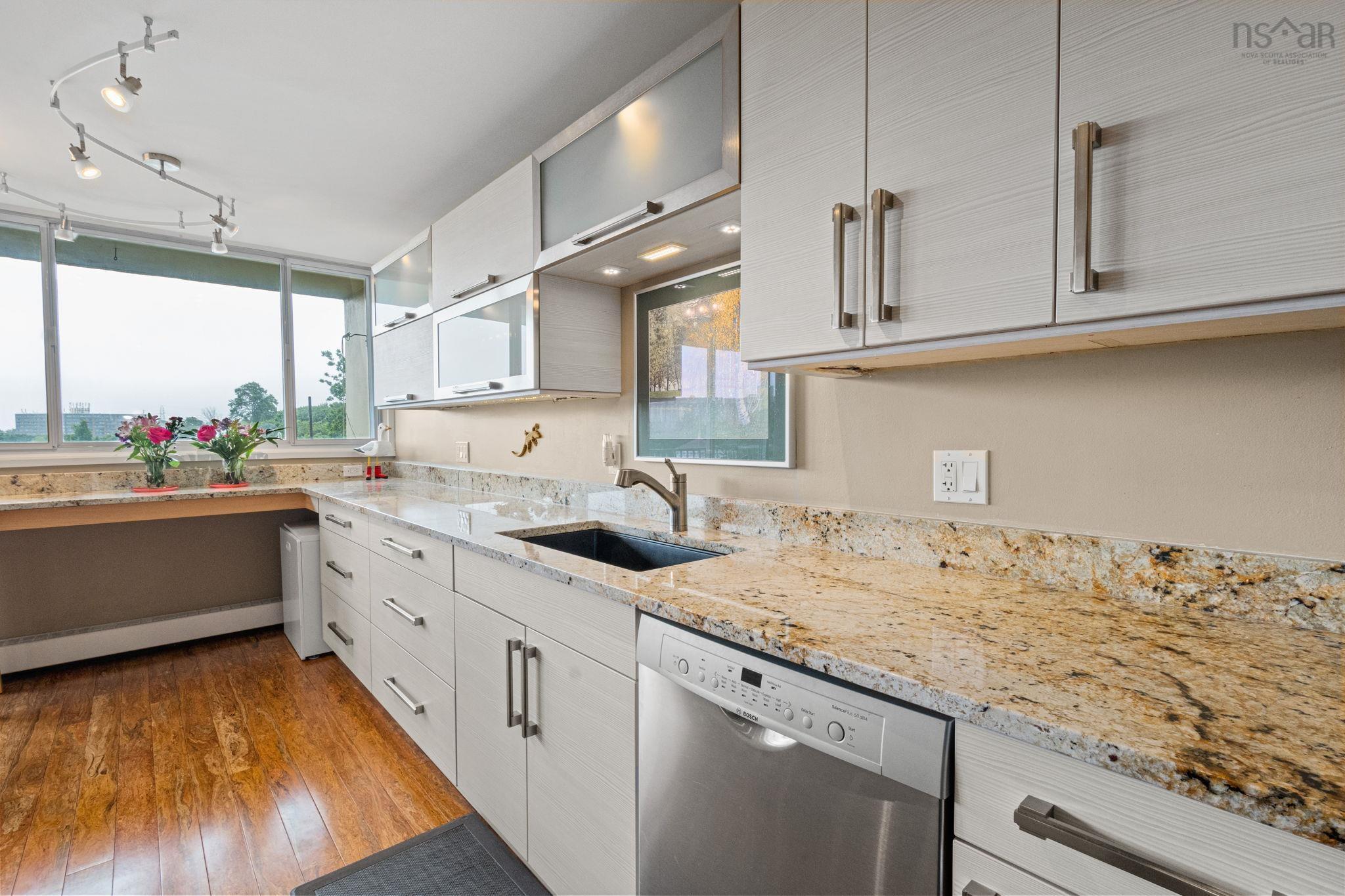 $539,000.00: 502 990 Mclean Street, Halifax