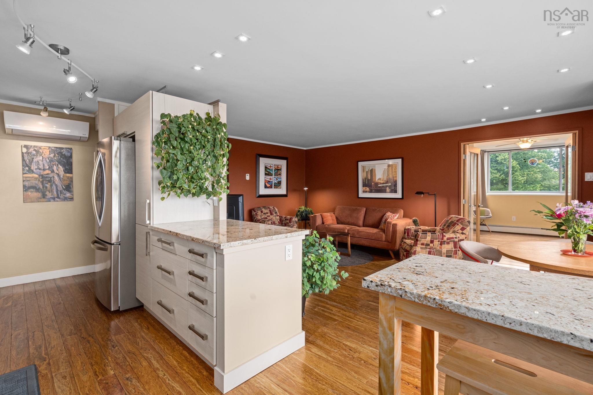 $539,000.00: 502 990 Mclean Street, Halifax