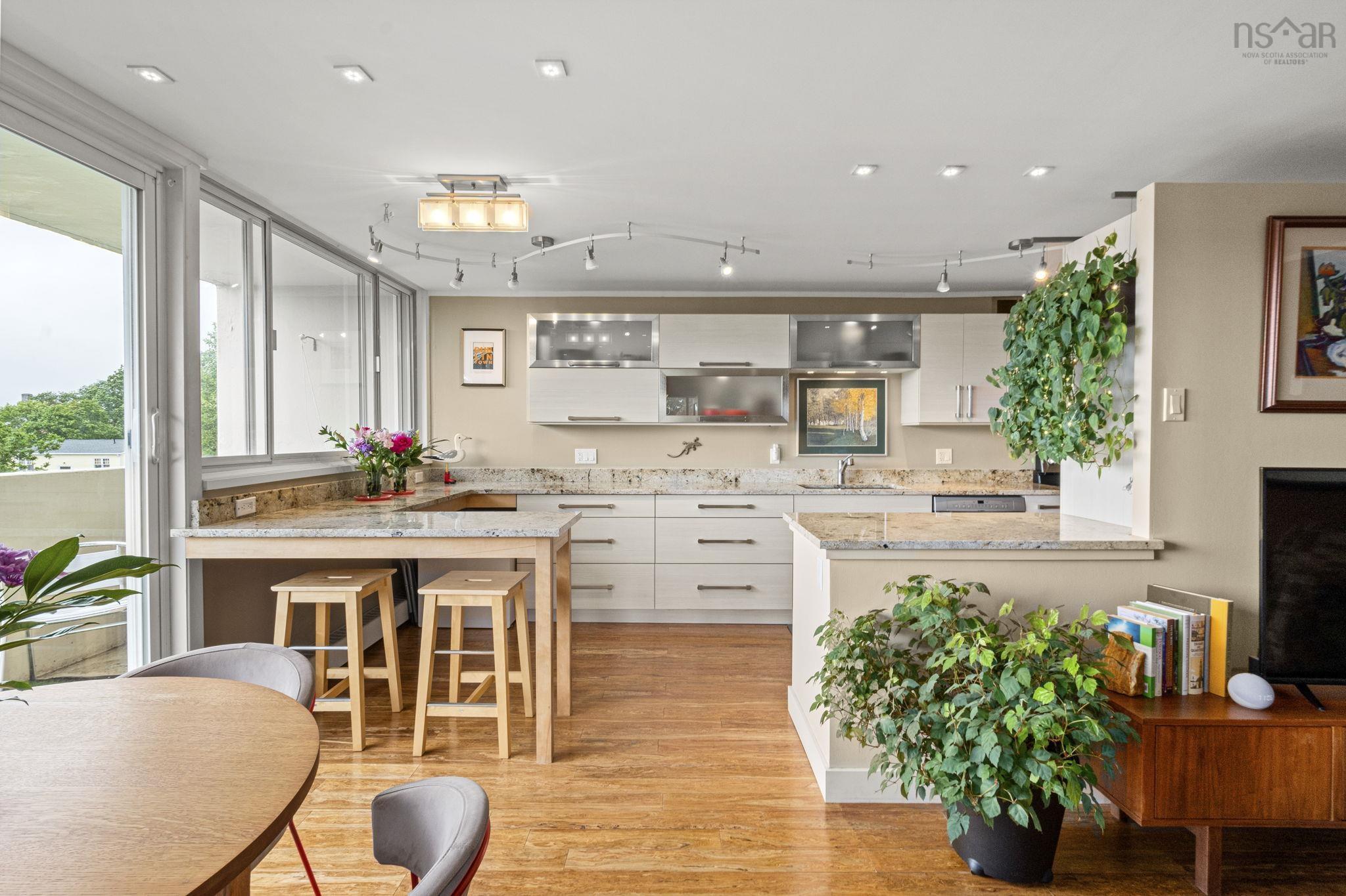 $539,000.00: 502 990 Mclean Street, Halifax