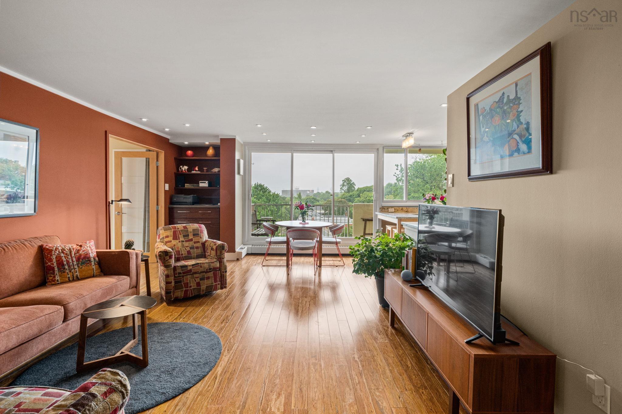 $539,000.00: 502 990 Mclean Street, Halifax
