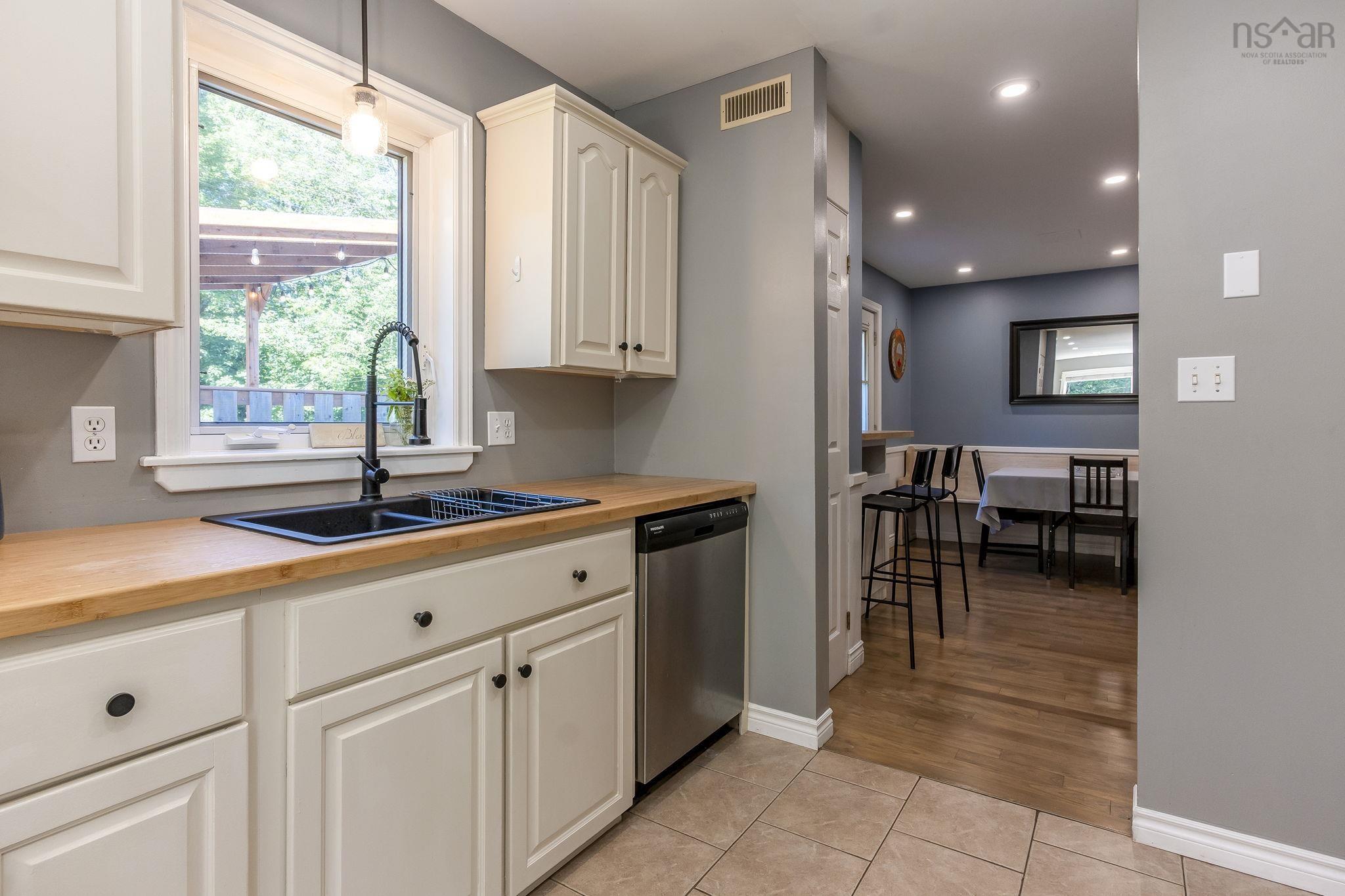 $499,000.00: 845 Planes View Drive, Greenwood