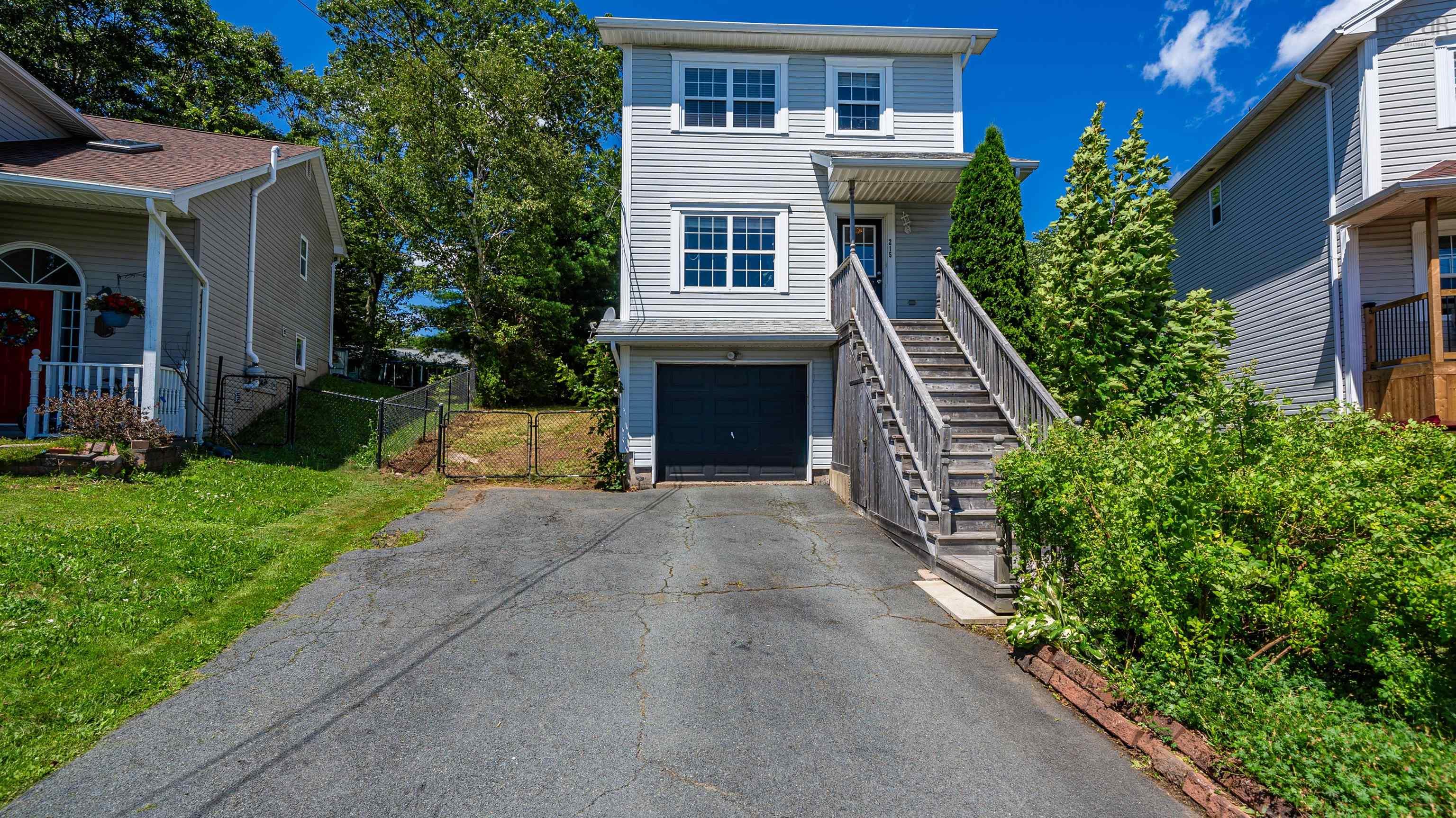 $529,900.00: 215 James Street, Timberlea