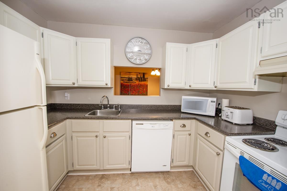 207 2 Lombardy Lane, Dartmouth, NS (MLS 202619746)