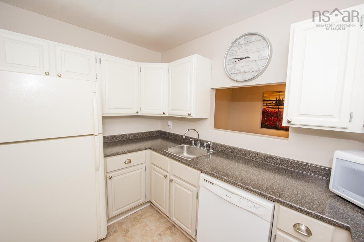 207 2 Lombardy Lane, Dartmouth, NS (MLS 202619746)