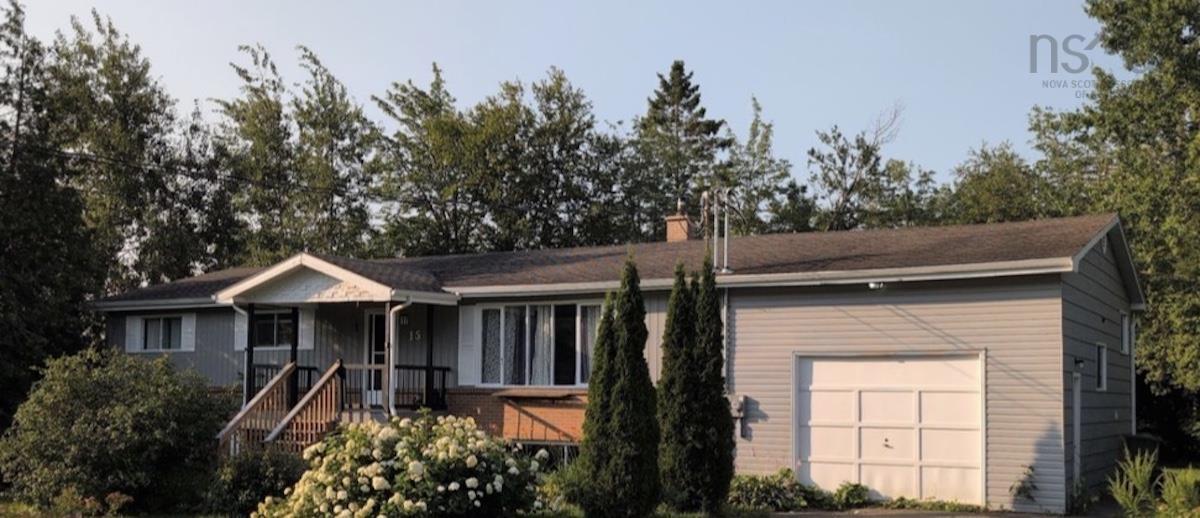 15 Ernest Avenue, Beaver Bank, NS (MLS 202619767)
