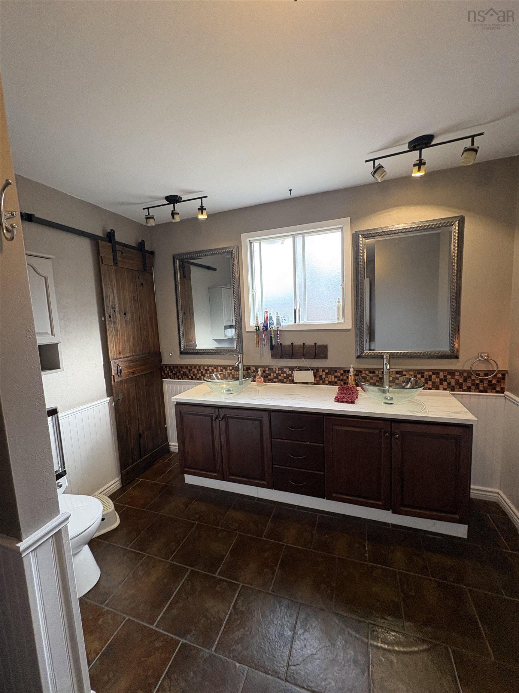 15 Ernest Avenue, Beaver Bank, NS (MLS 202619767)