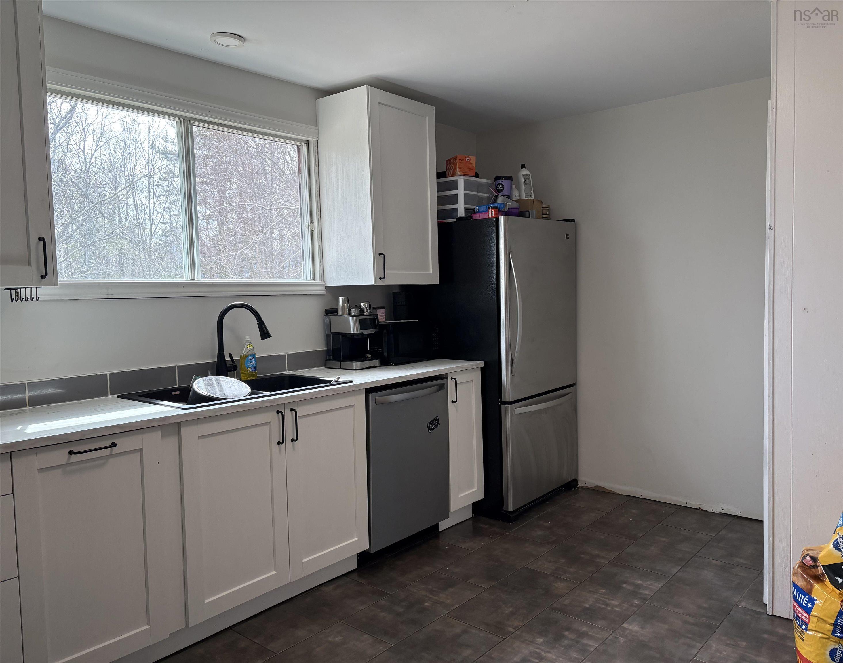 15 Ernest Avenue, Beaver Bank, NS (MLS 202619767)