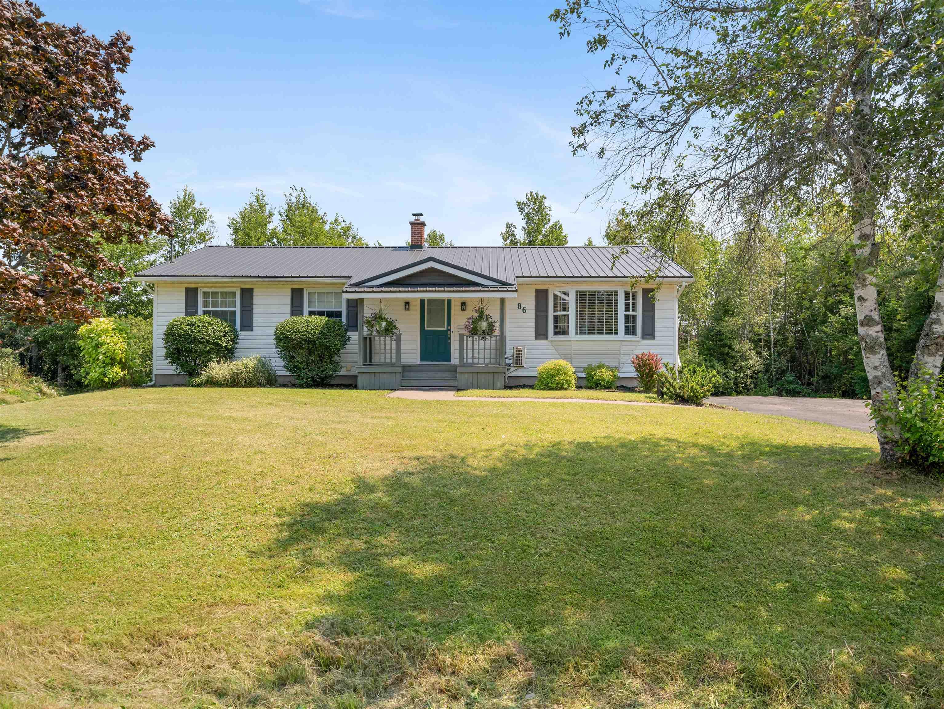 $439,900.00: 86 Nita Drive Drive, Brookside