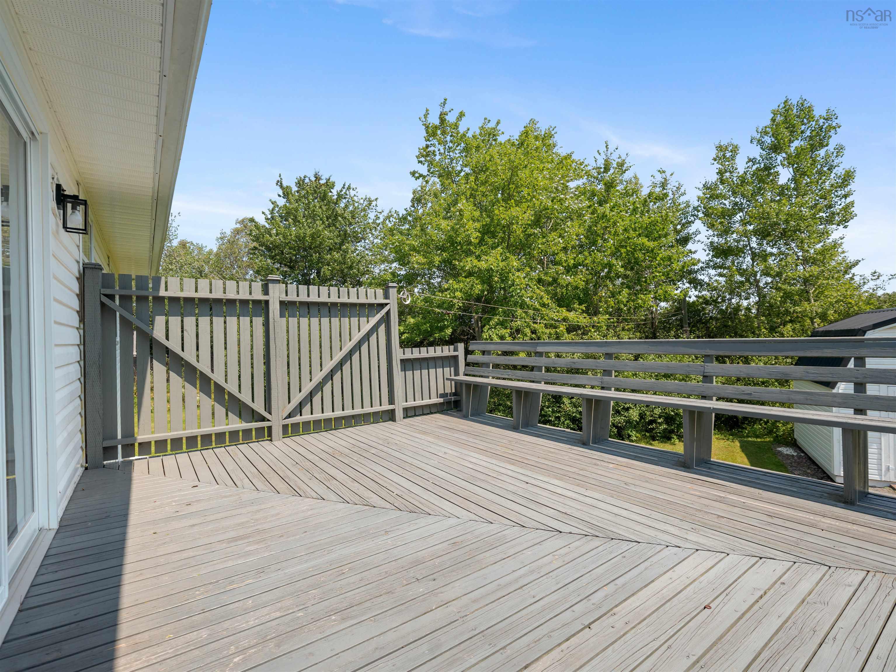 $439,900.00: 86 Nita Drive Drive, Brookside