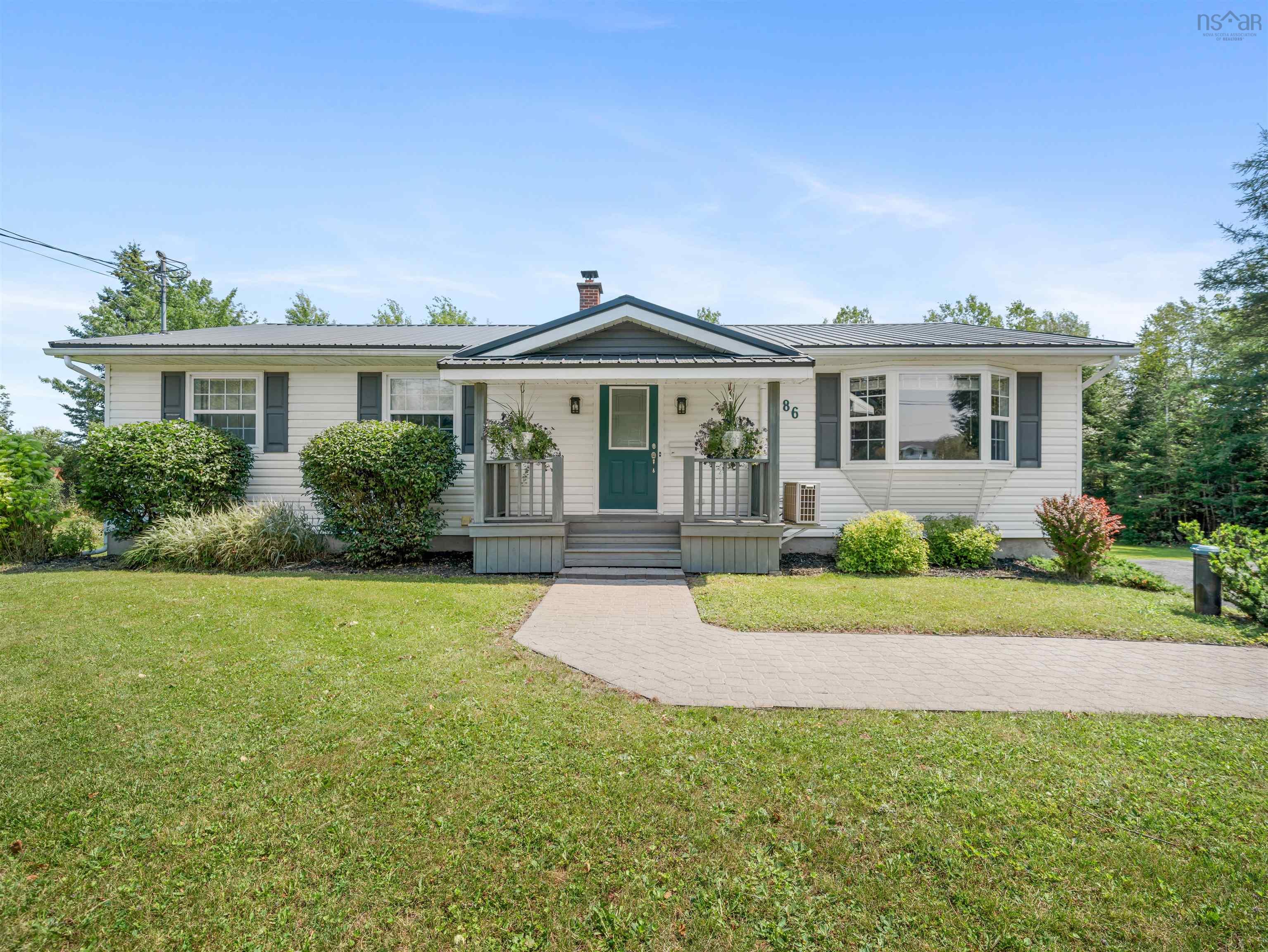 $439,900.00: 86 Nita Drive Drive, Brookside