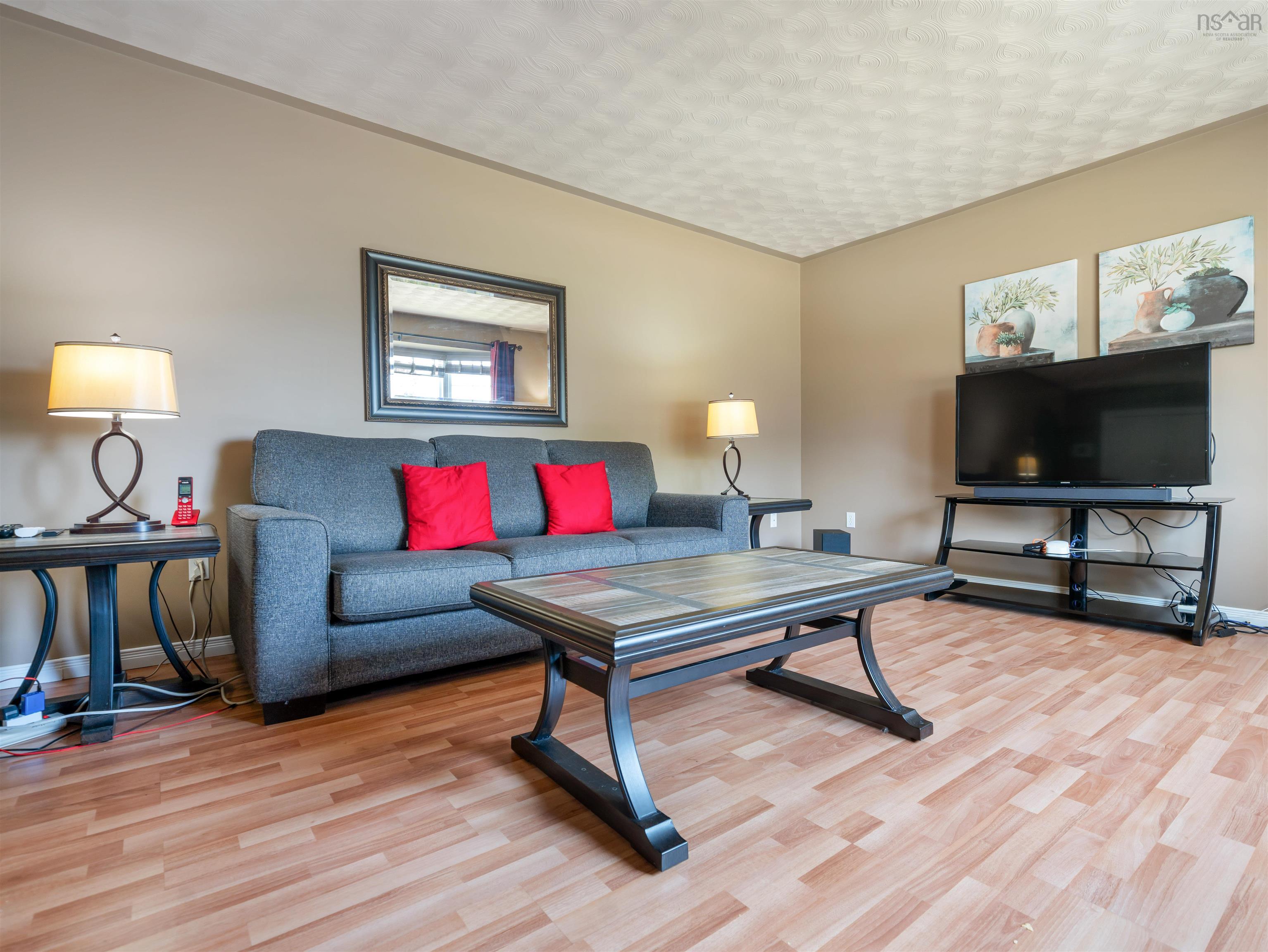 $439,900.00: 86 Nita Drive Drive, Brookside