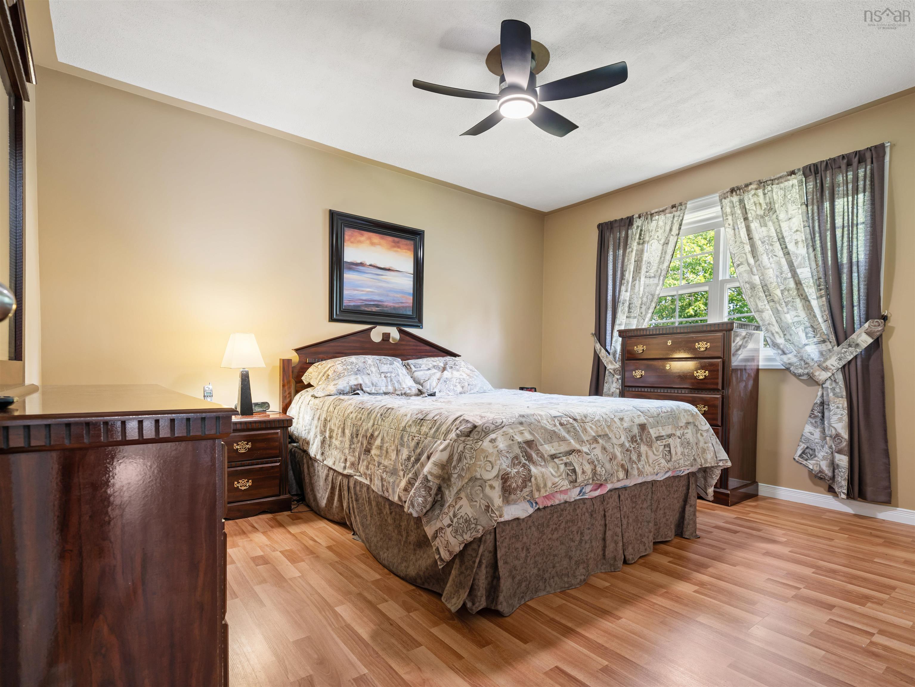 $439,900.00: 86 Nita Drive Drive, Brookside