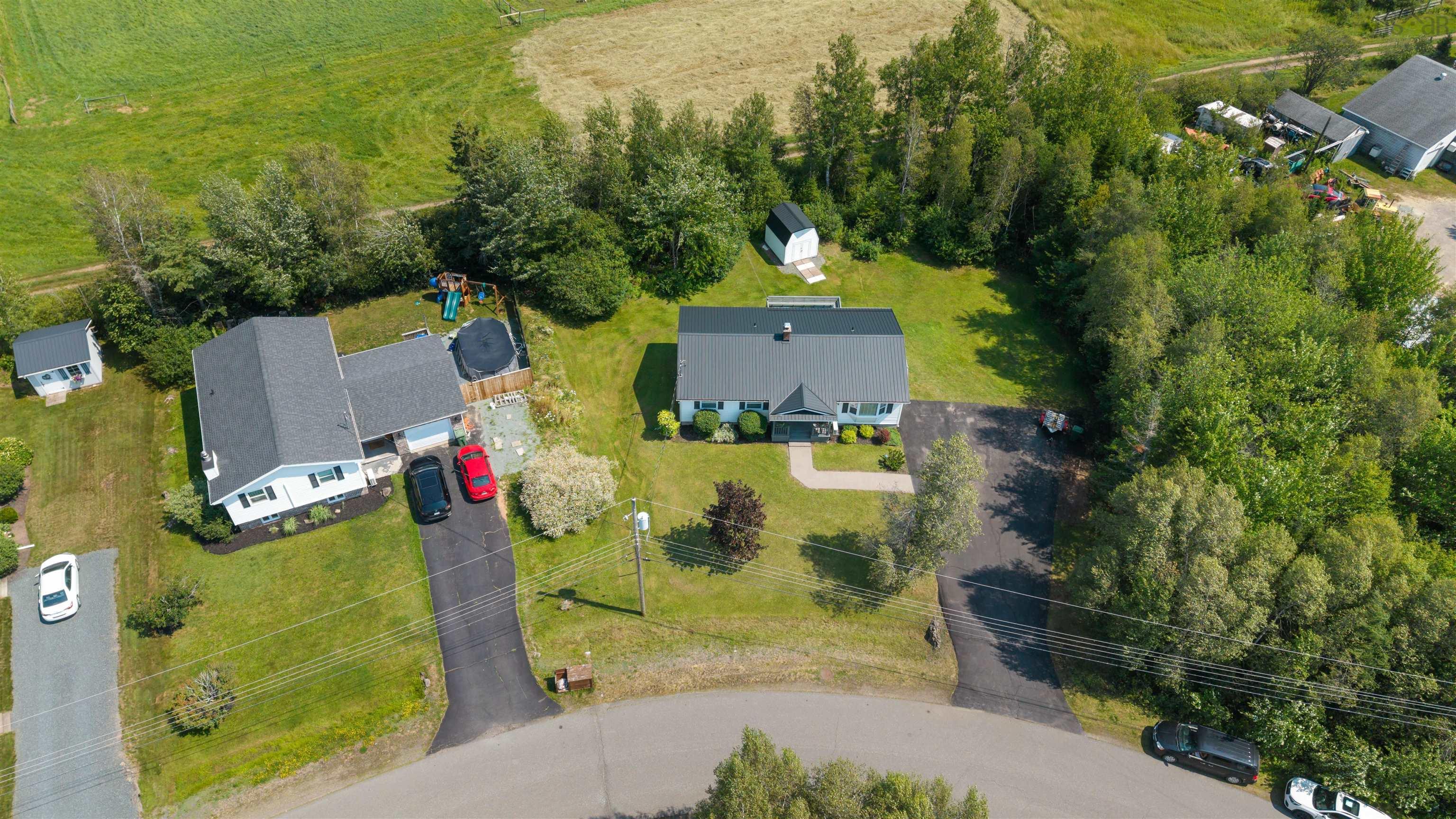 $439,900.00: 86 Nita Drive Drive, Brookside