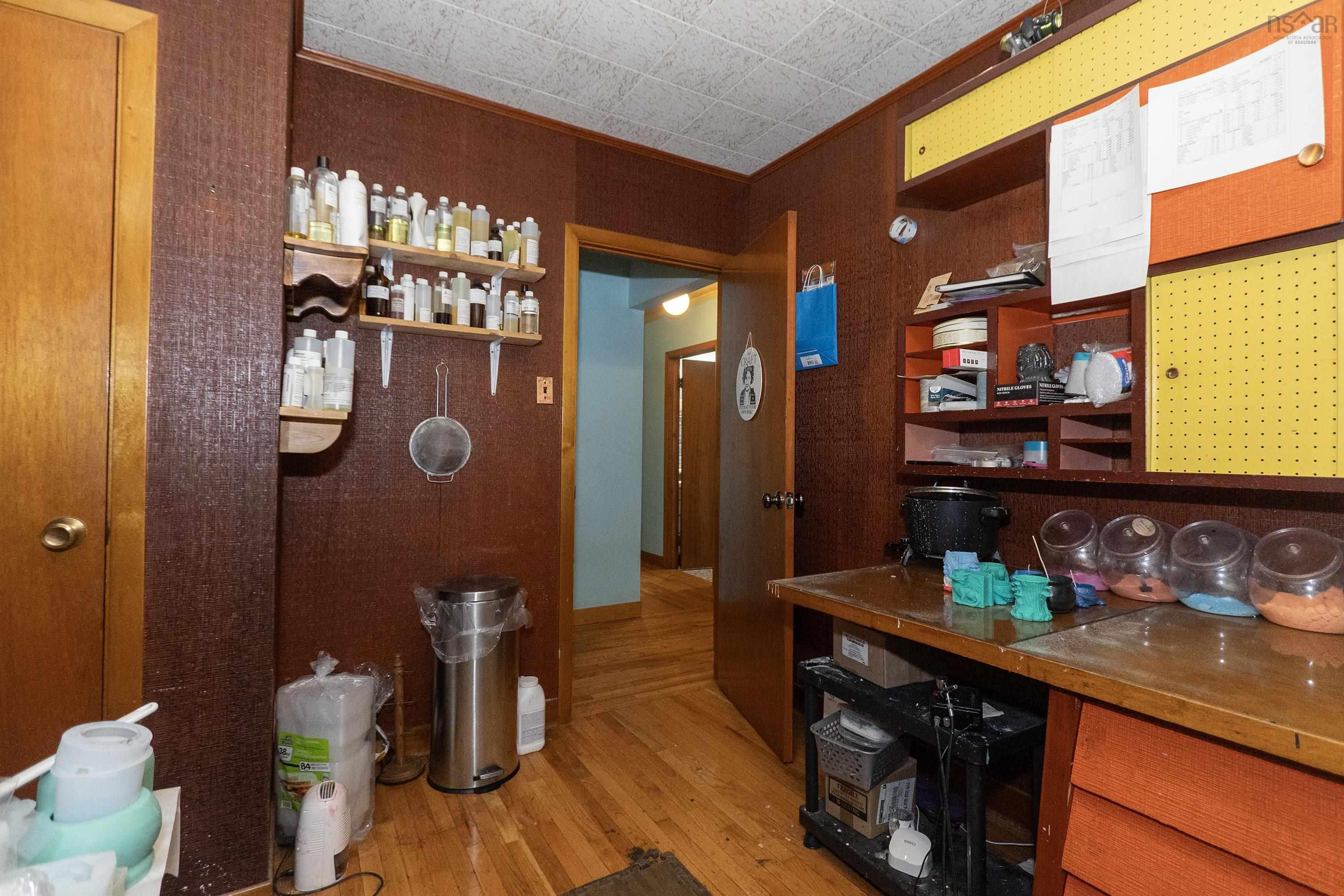 $199,900.00: 86 Queen Street, Springhill