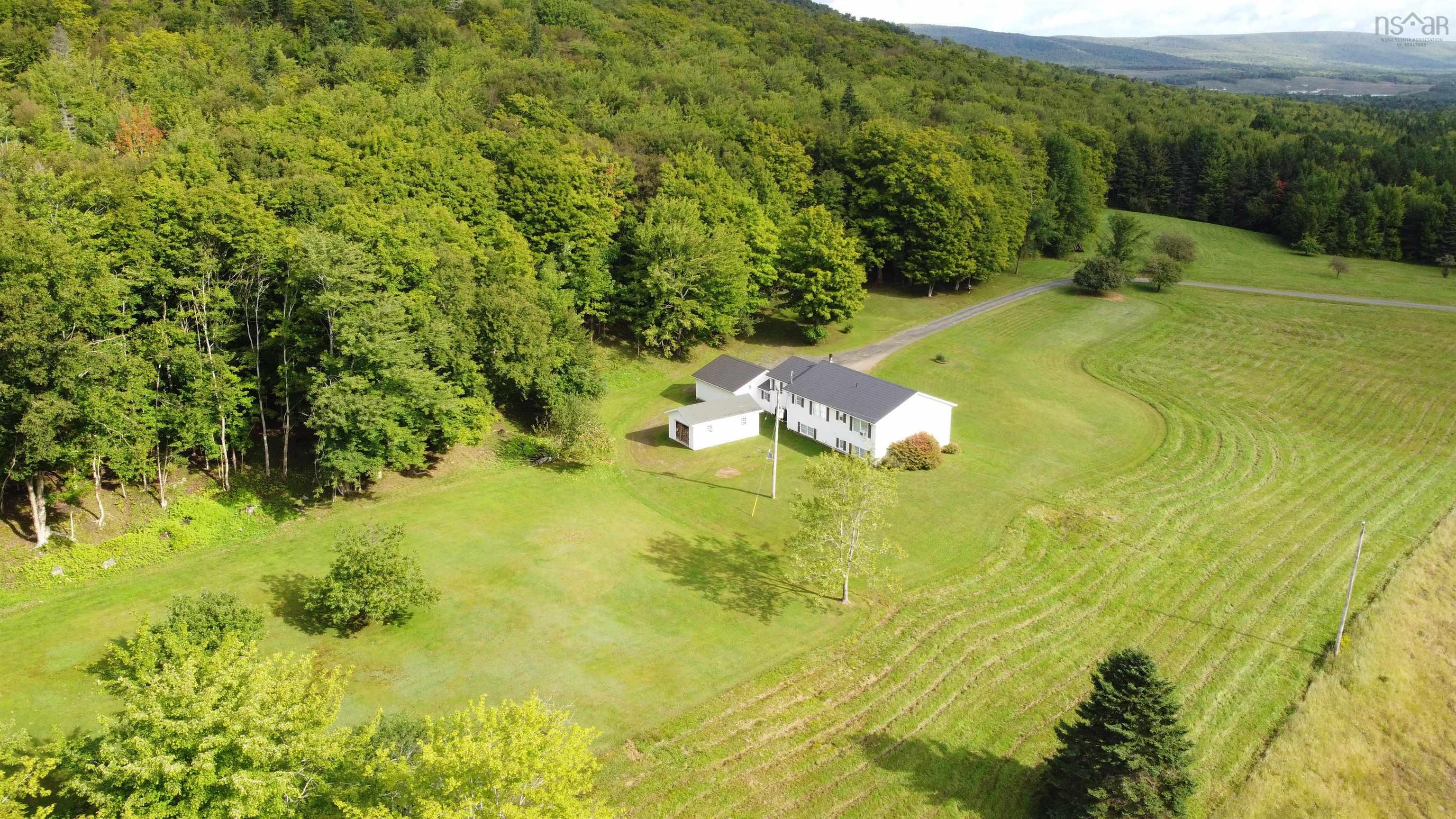 $550,000.00: 5679 Highway 105 Highway, Melford