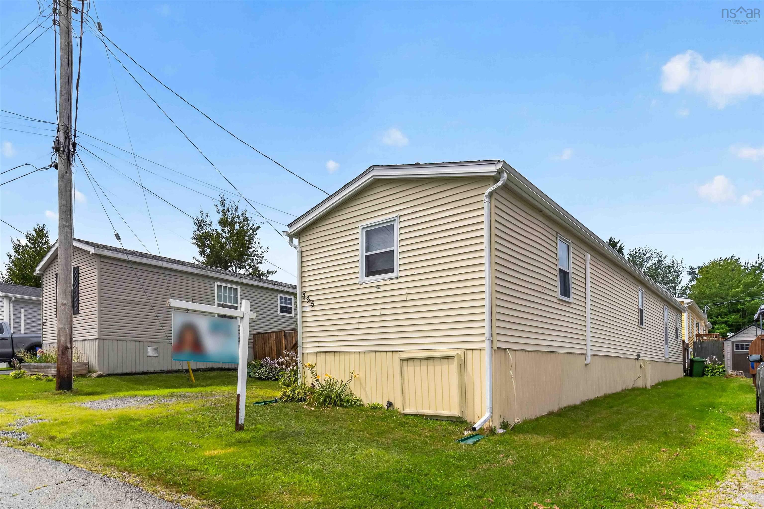 735 Fern Drive, Beaver Bank, NS (MLS 202620005)