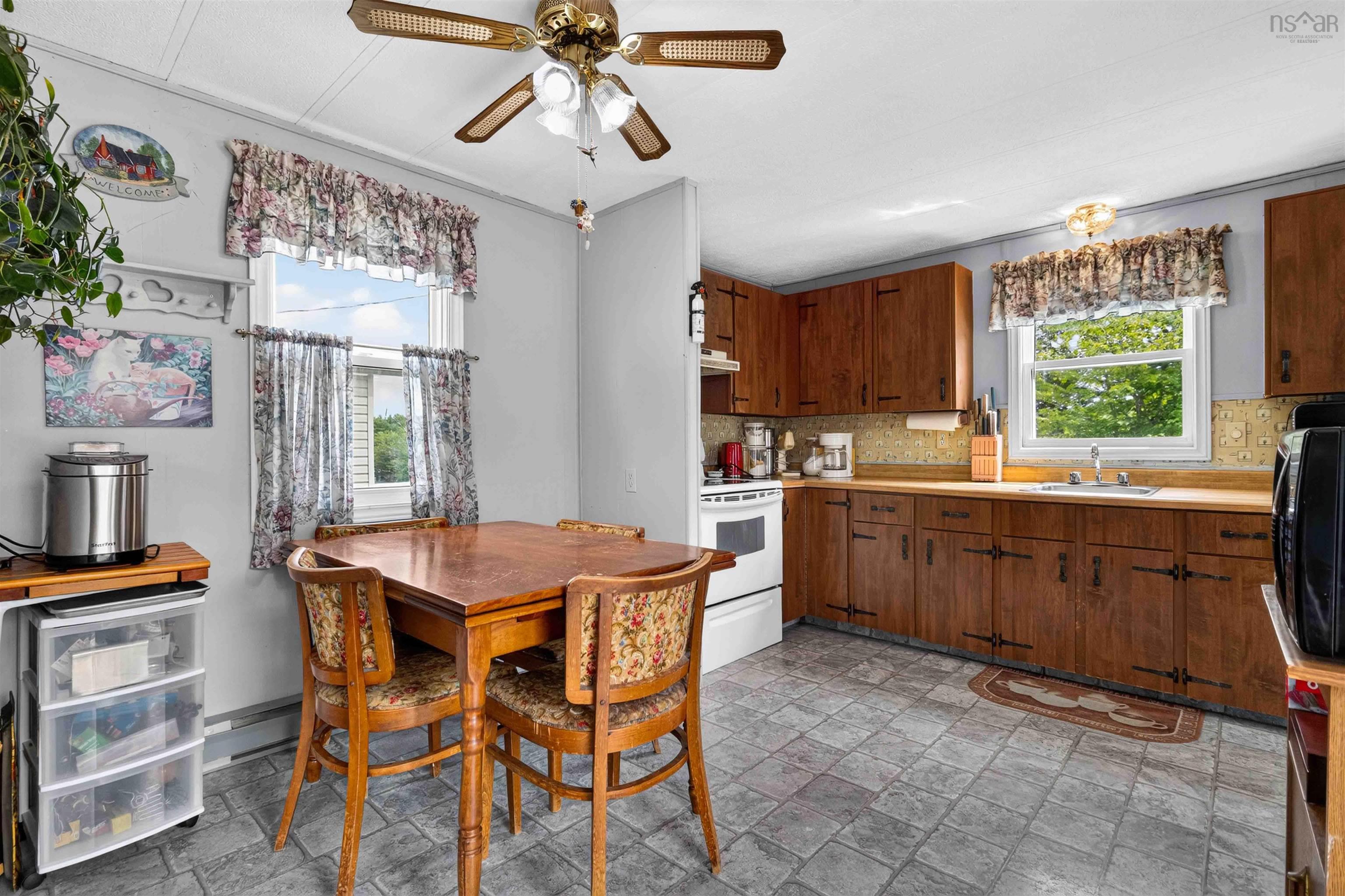 735 Fern Drive, Beaver Bank, NS (MLS 202620005)
