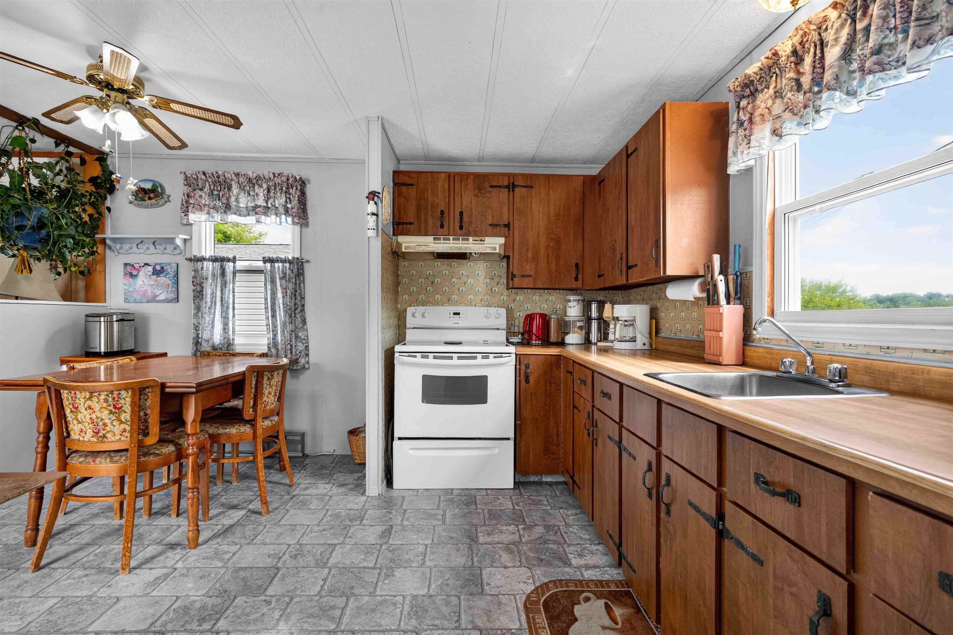 735 Fern Drive, Beaver Bank, NS (MLS 202620005)