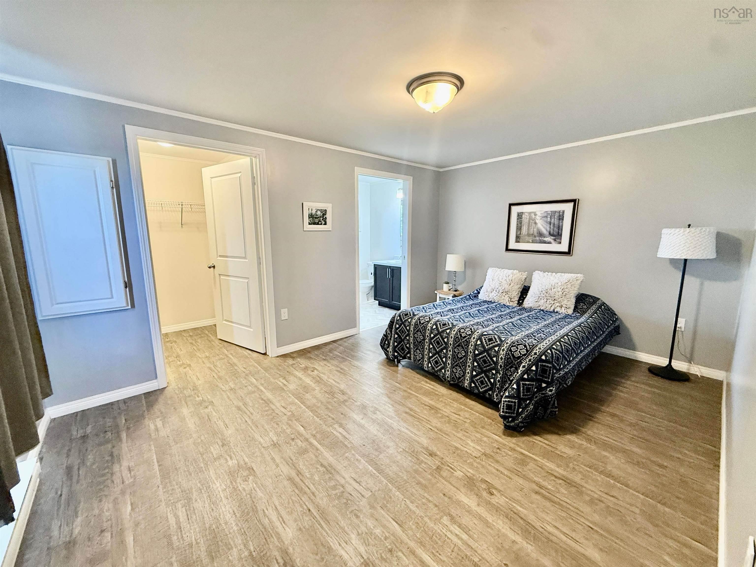 $389,900.00: 1053 East Uniacke Road, East Uniacke
