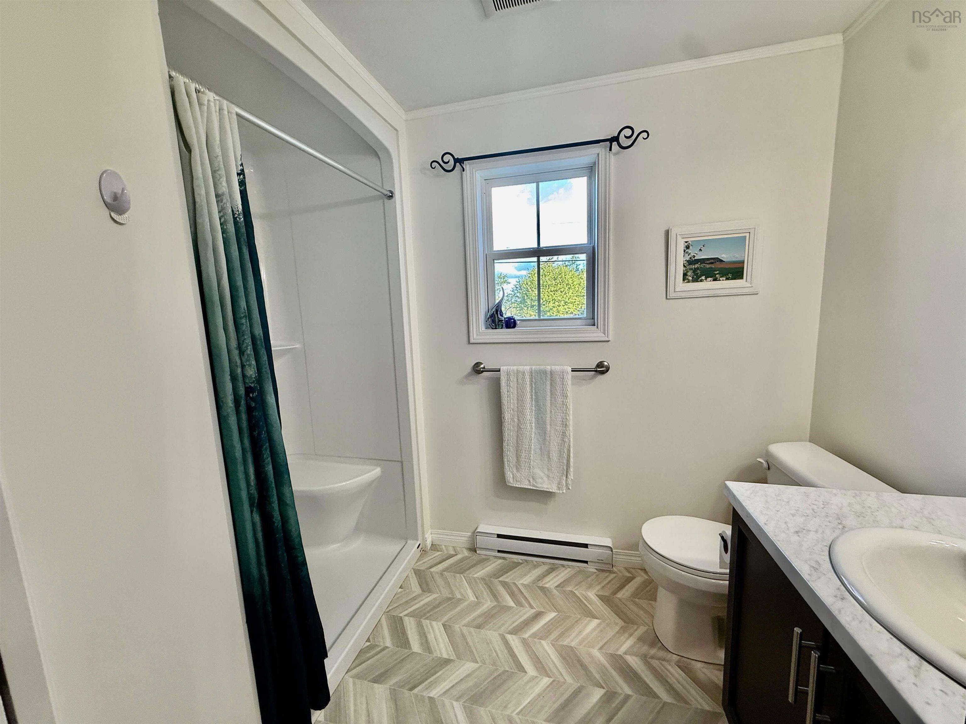 $389,900.00: 1053 East Uniacke Road, East Uniacke