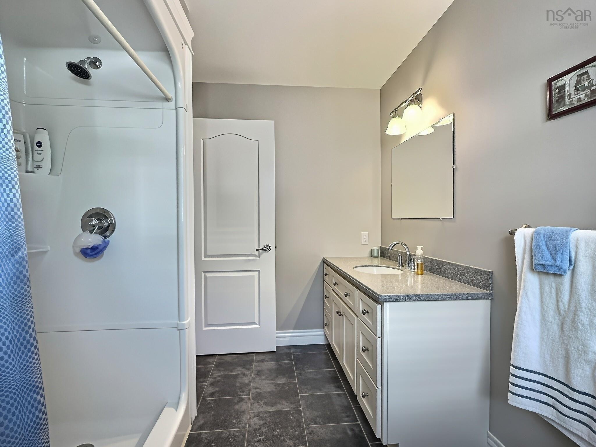 $599,000.00: 39 Lacy Anne Avenue, Enfield