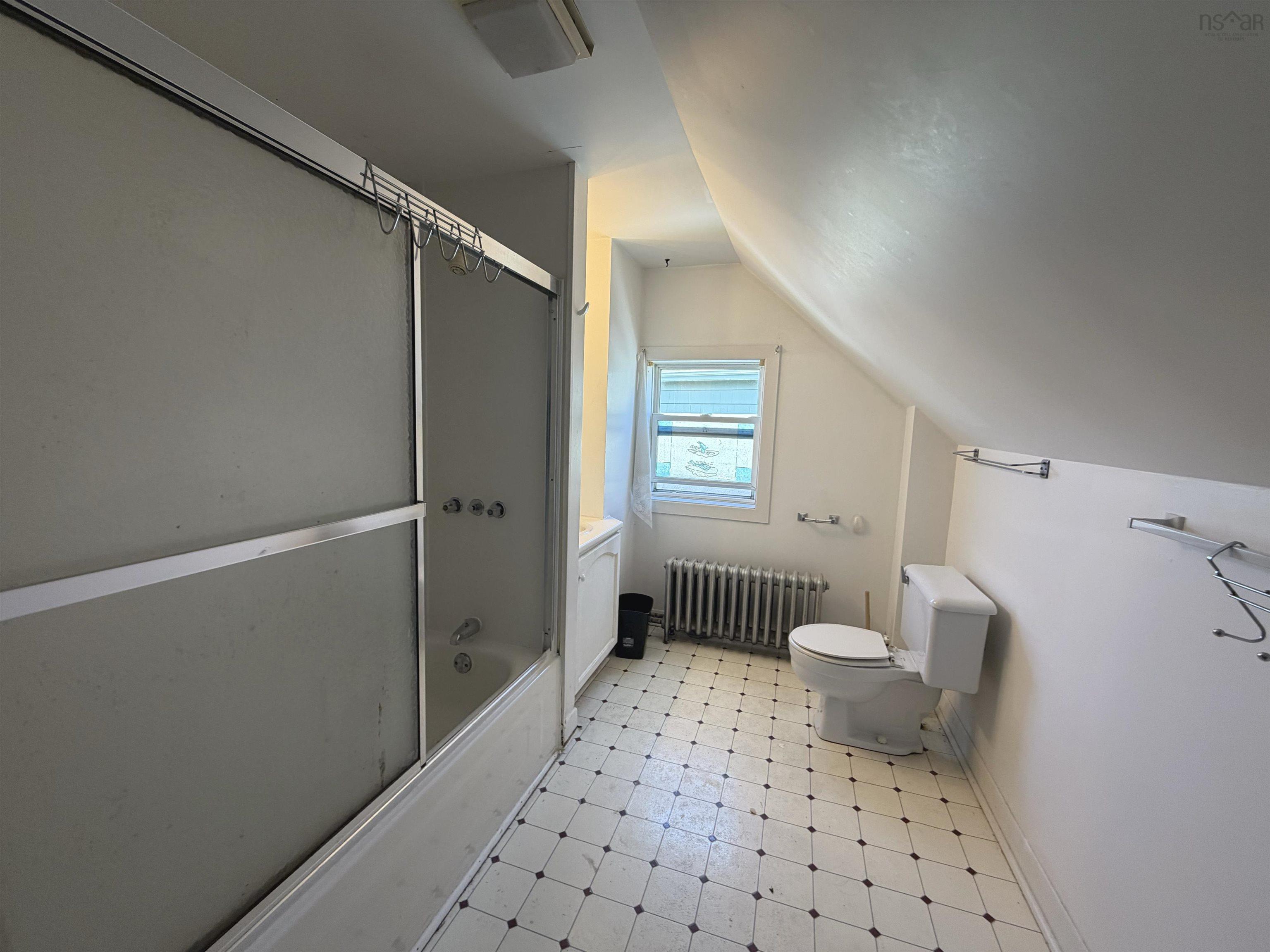 $224,500.00: 272 King Edward Street, Glace Bay