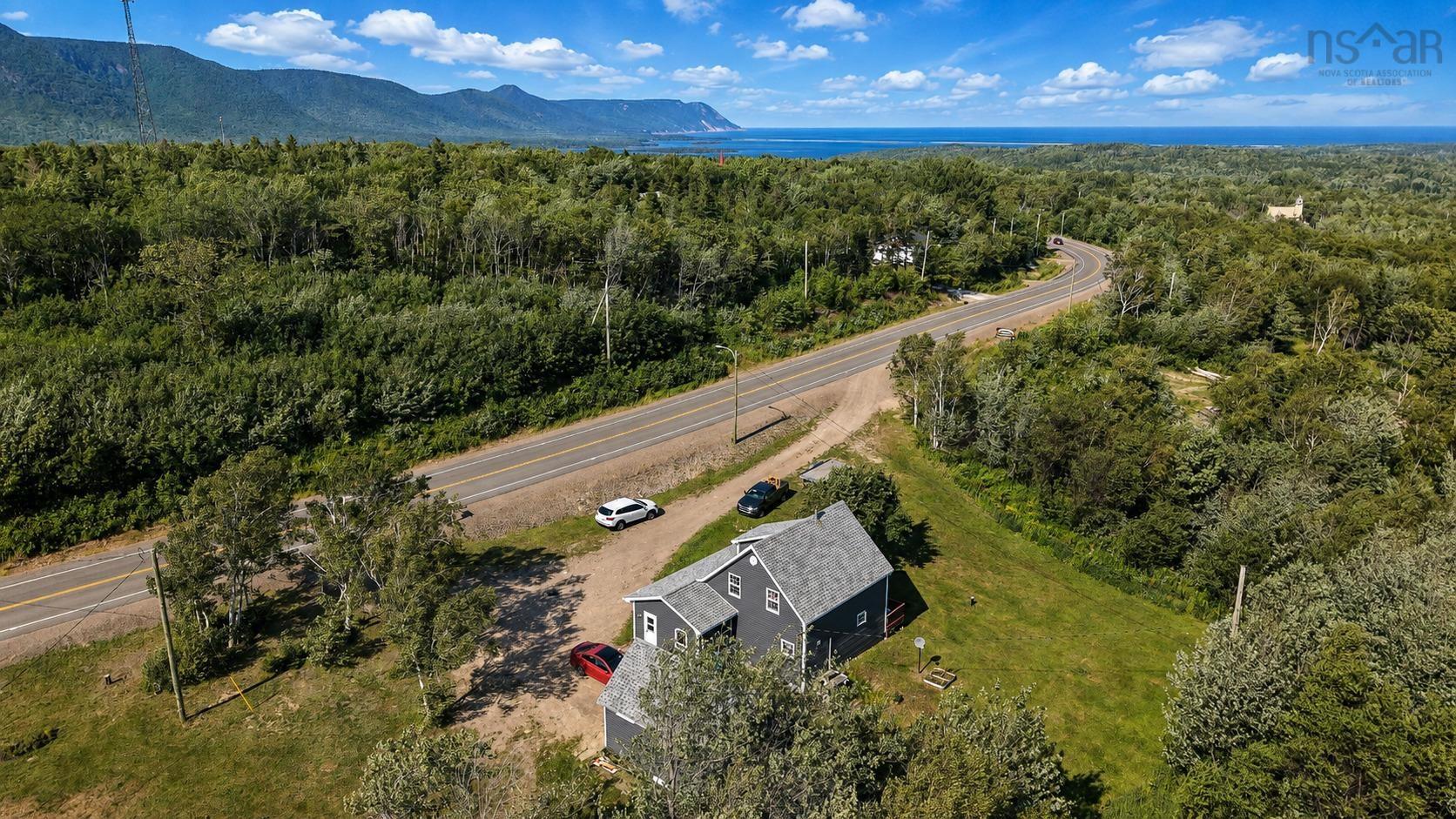 $275,000.00: 29182 Cabot Trail, Cape North