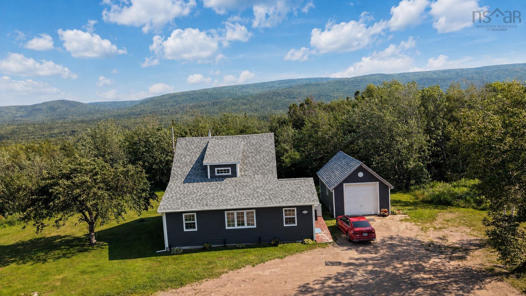 $275,000.00: 29182 Cabot Trail, Cape North