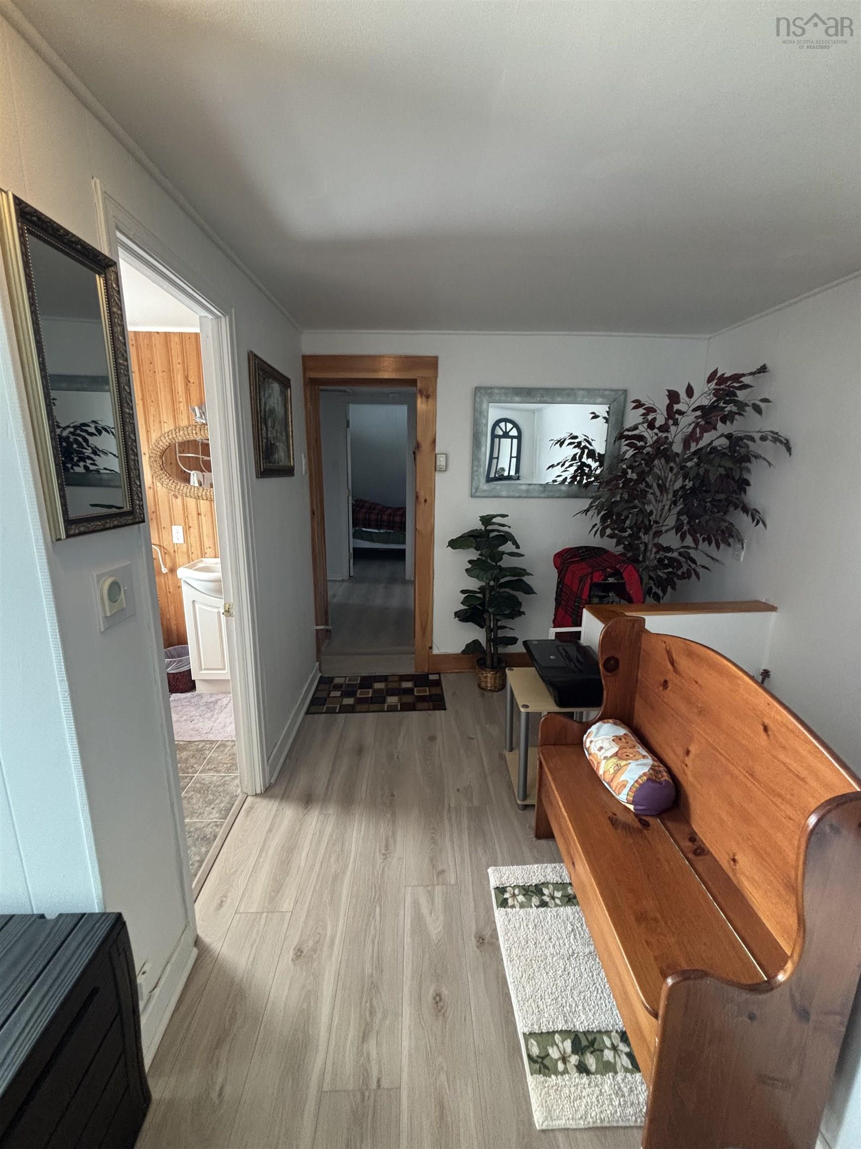 $214,900.00: 652 Shore Road, Sydney Mines