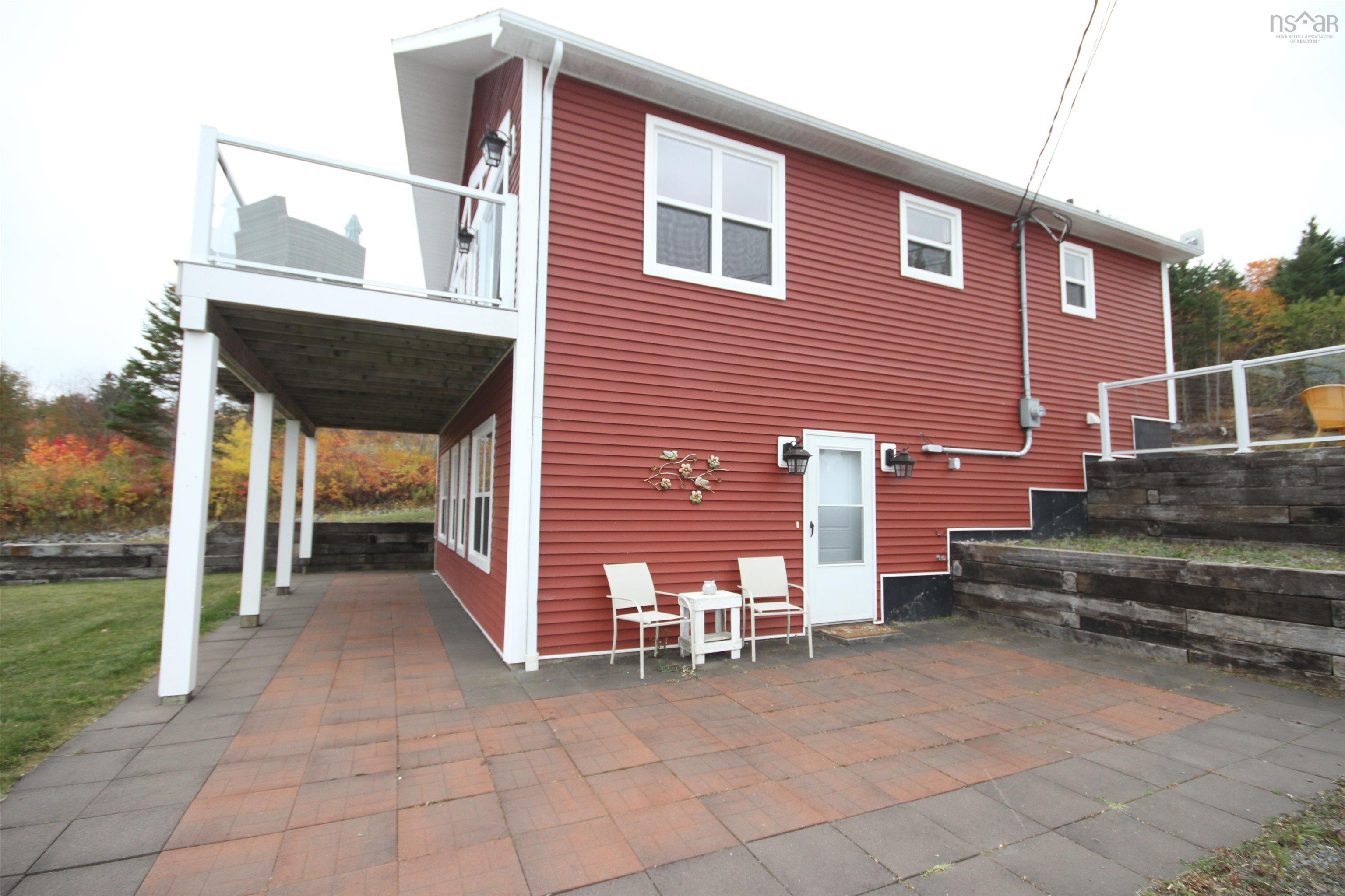 $484,900.00: 10471 highway 16, Guysborough